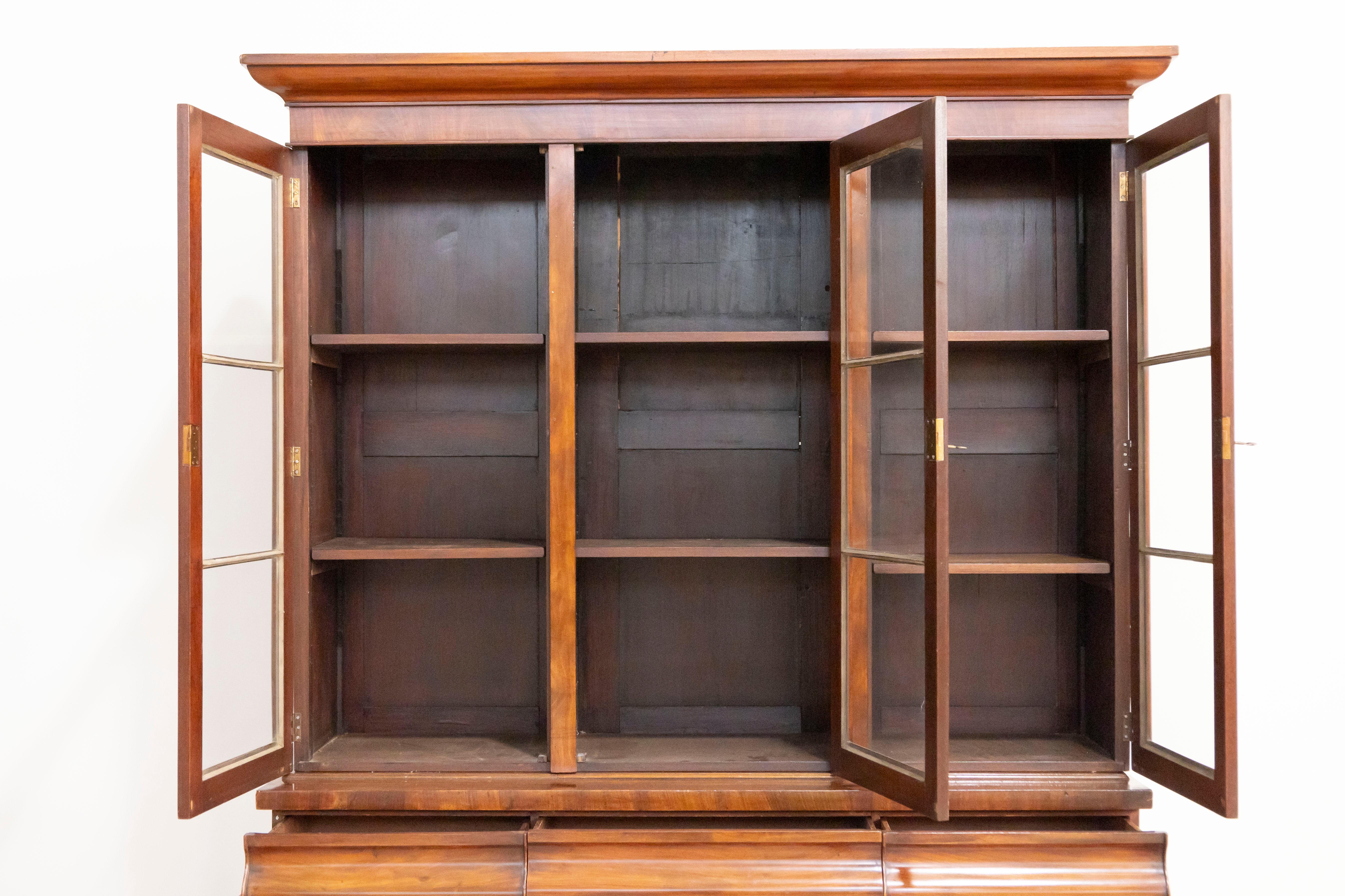Francese Libreria francese del XIX secolo in vendita