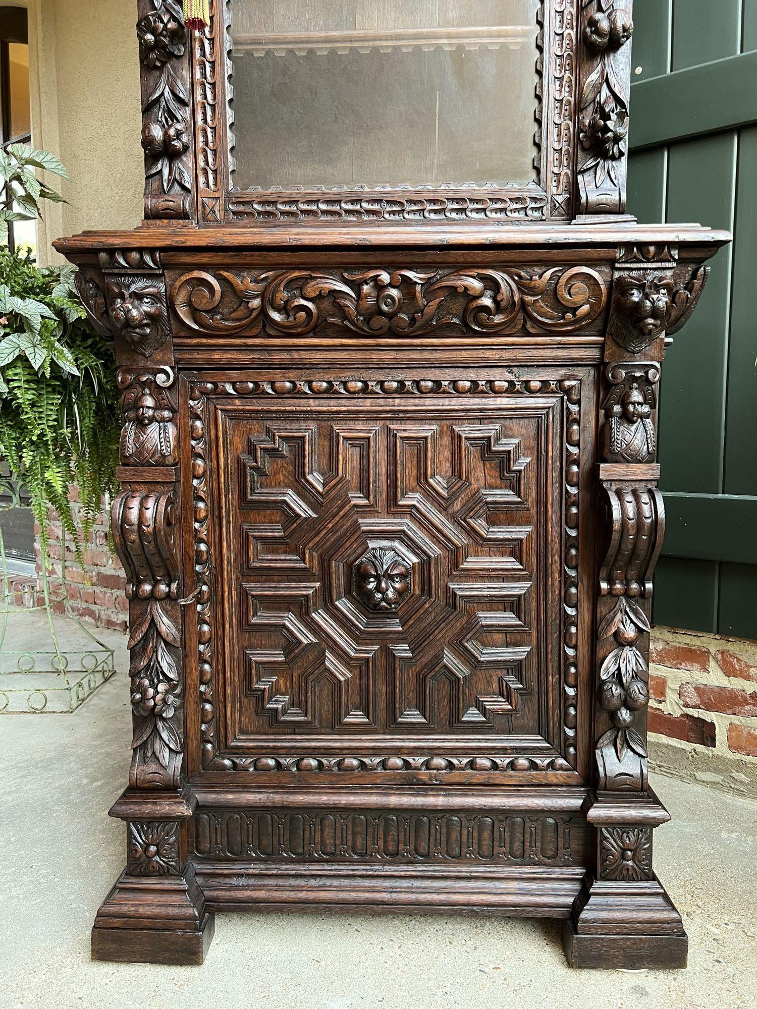 19th Century French Bookcase Hunt Cabinet Oak Black Forest Renaissance Display In Good Condition In Shreveport, LA