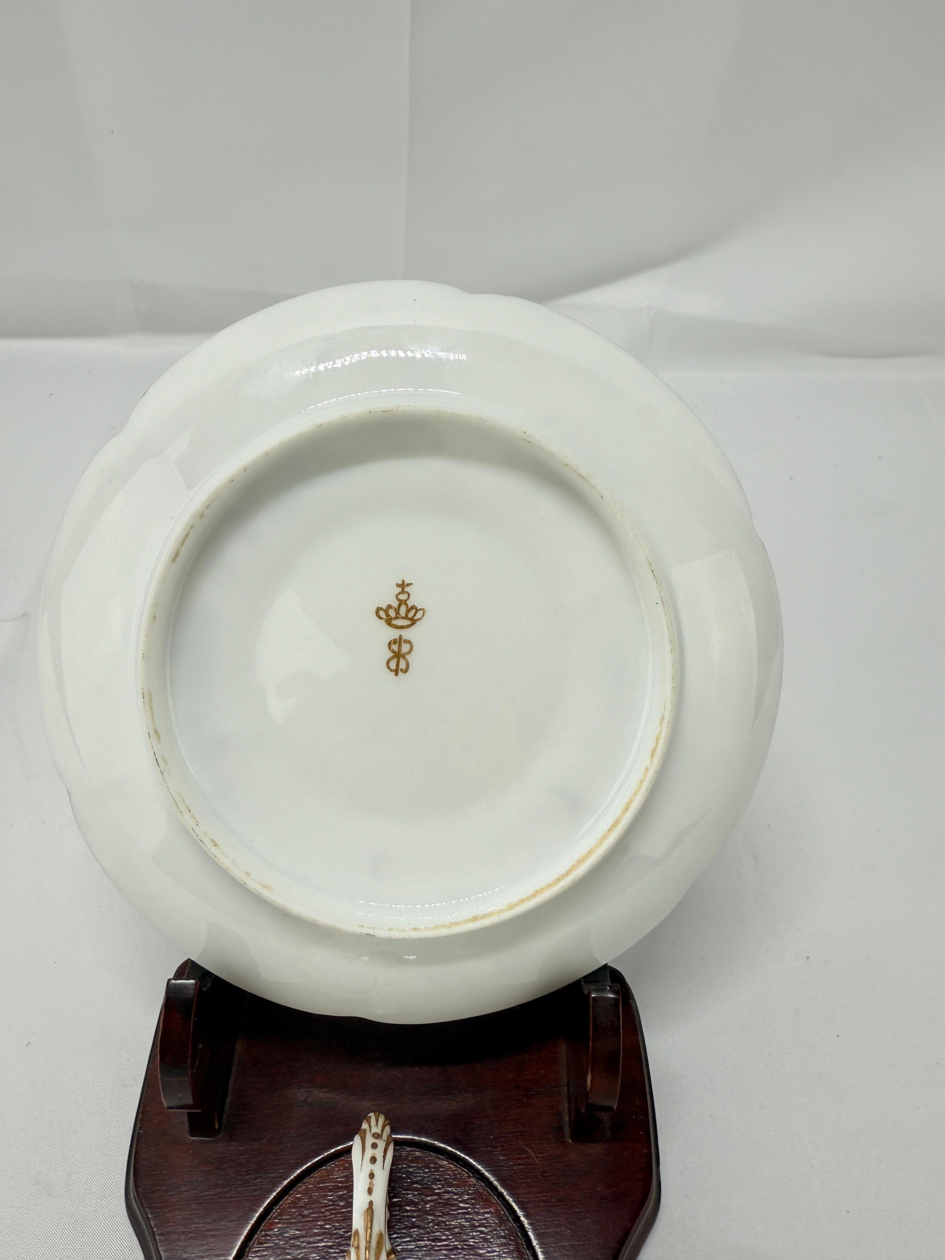 19th Century French, Boudois & Bloch Floral Gold-Trimmed Cup & Saucer Set In Good Condition For Sale In Atlanta, GA