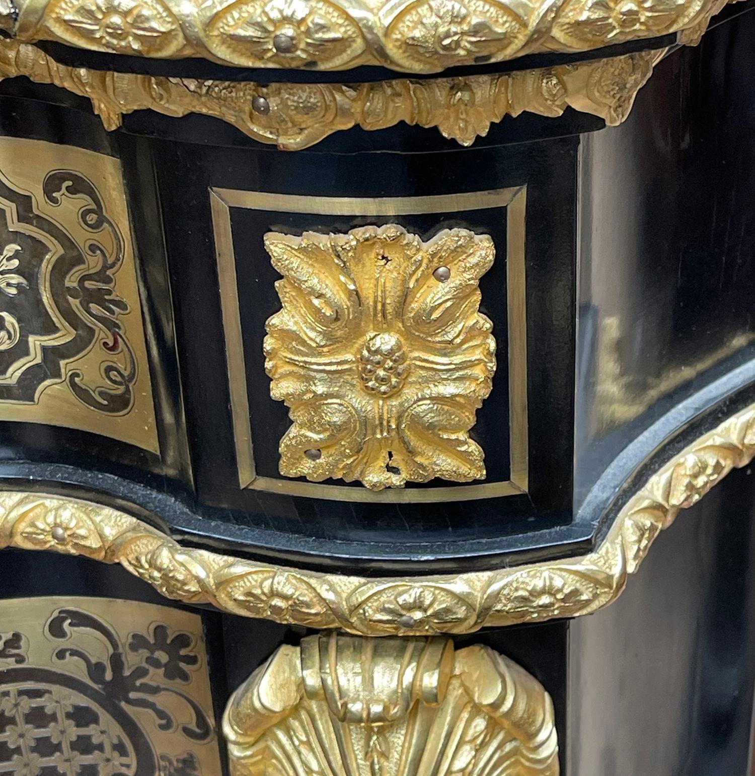 19th Century French Boulle Credenza. In Good Condition For Sale In Brighton, Sussex