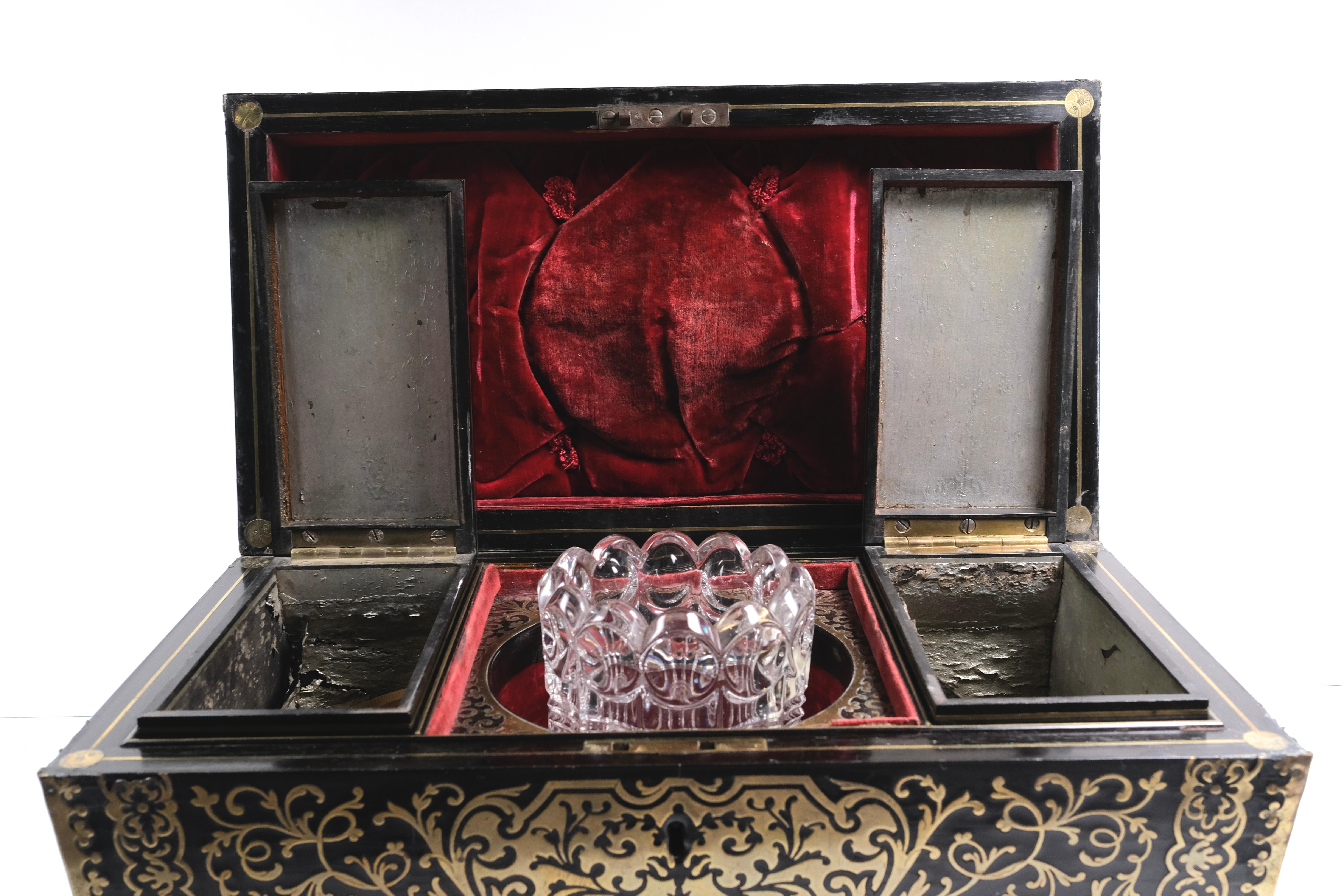 Napoleon III 19th Century French Boulle Tea Caddy For Sale