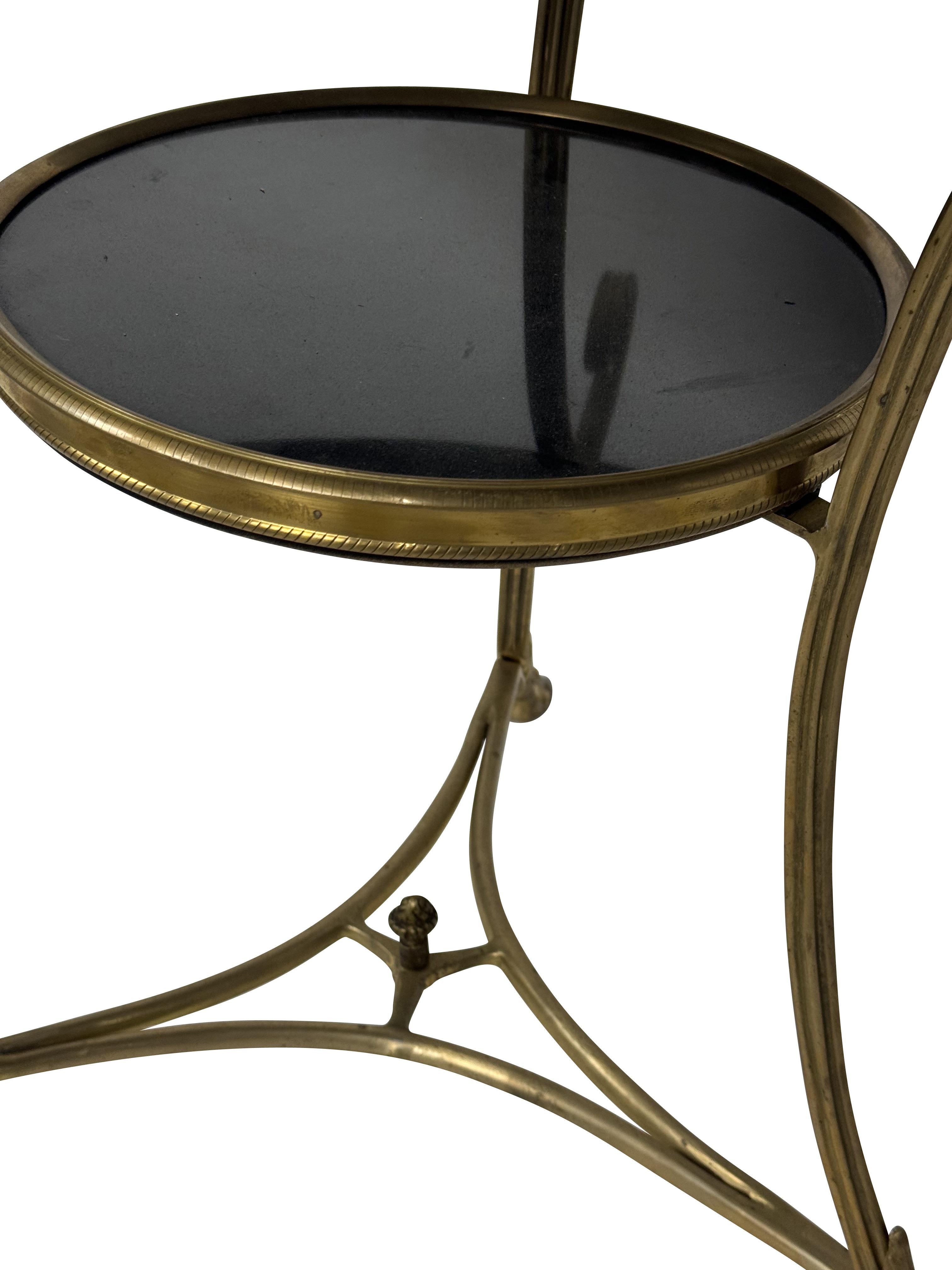 Table de Gueridon en laiton et marbre noir du 19e siècle Bon état - En vente à Essex, MA