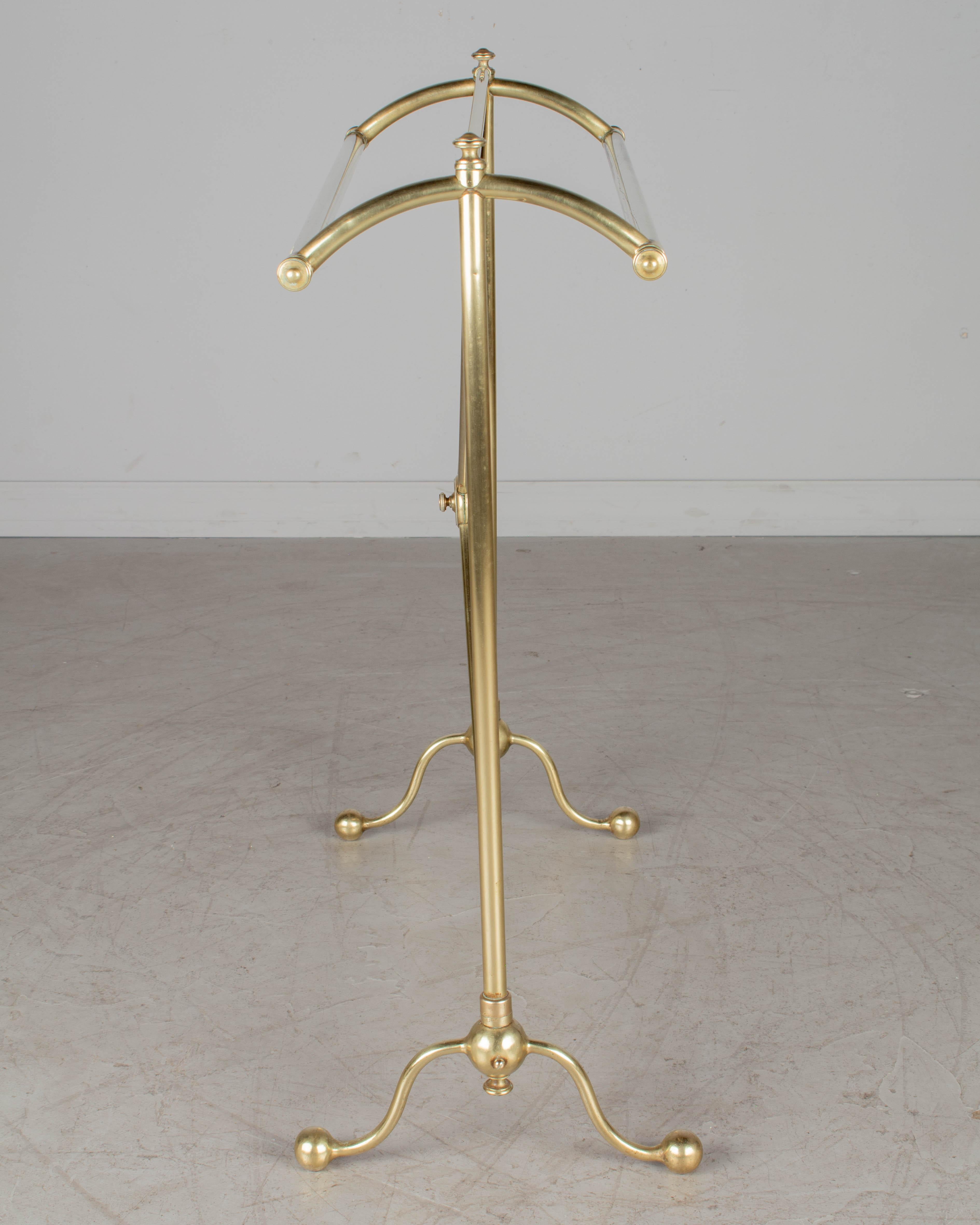 19th Century French Brass and Glass Towel Rail or Rack For Sale 3