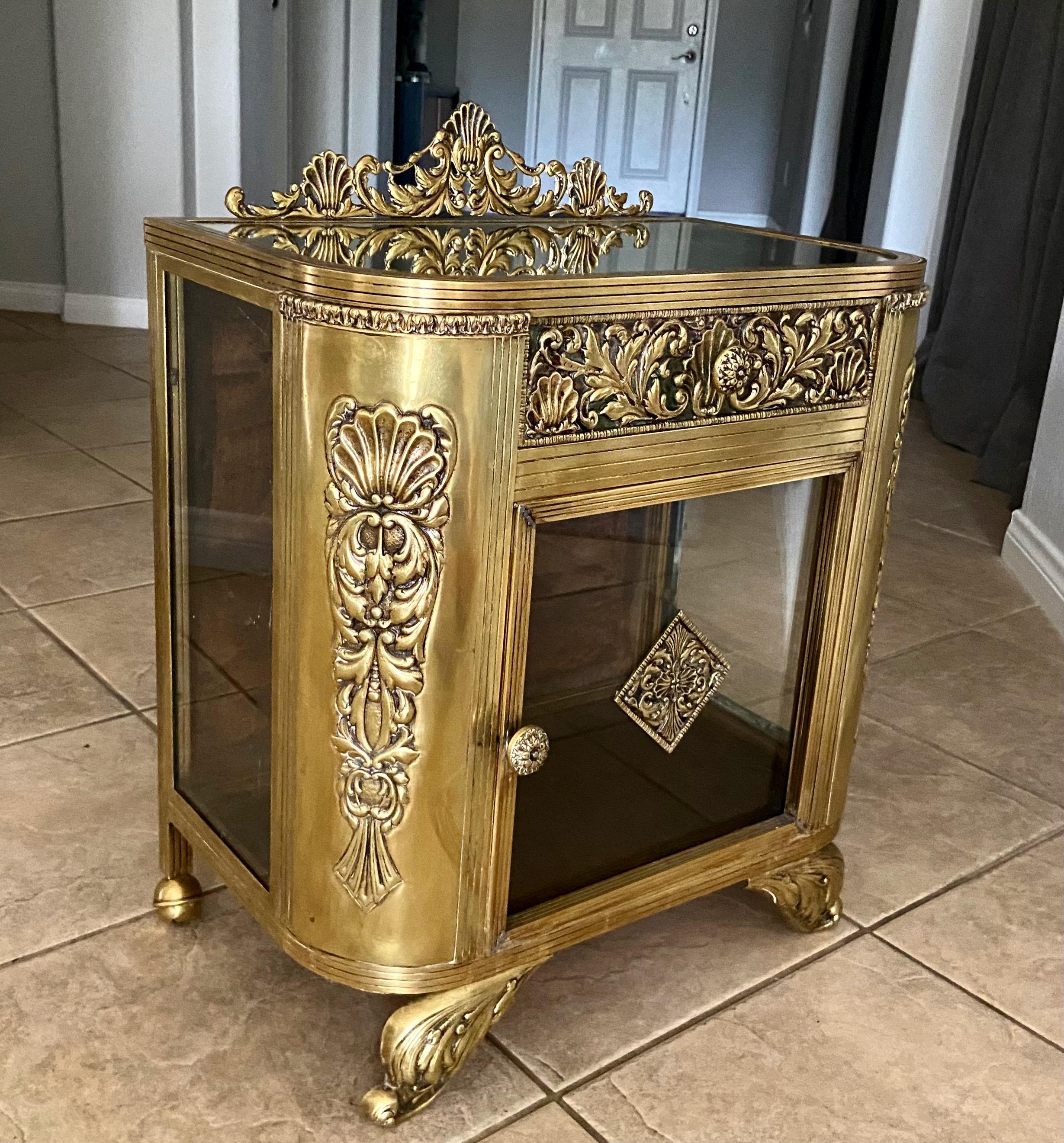 19th Century French Brass Display Cabinet  In Good Condition In Palm Springs, CA