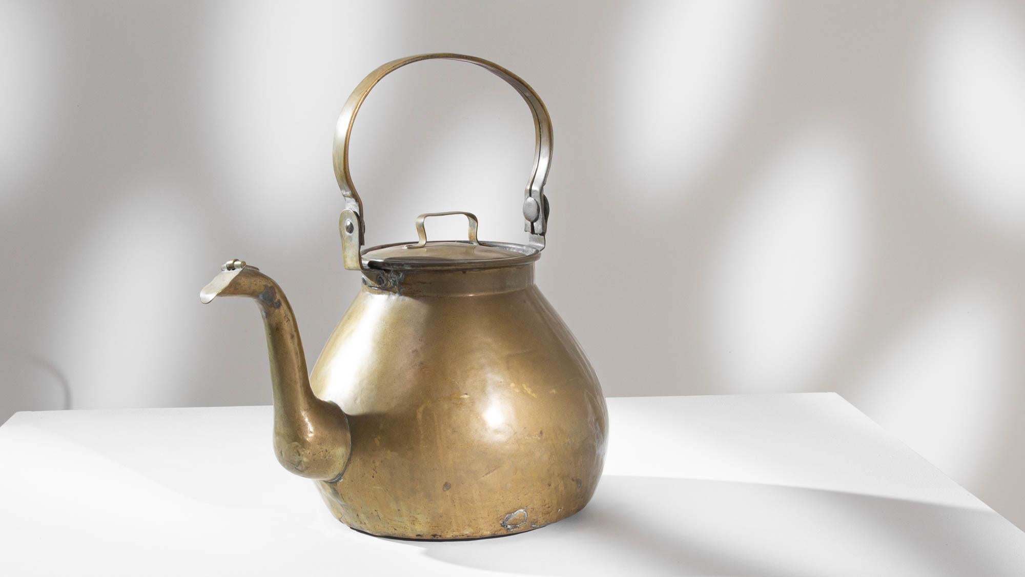 19th Century French Brass Kettle For Sale 2