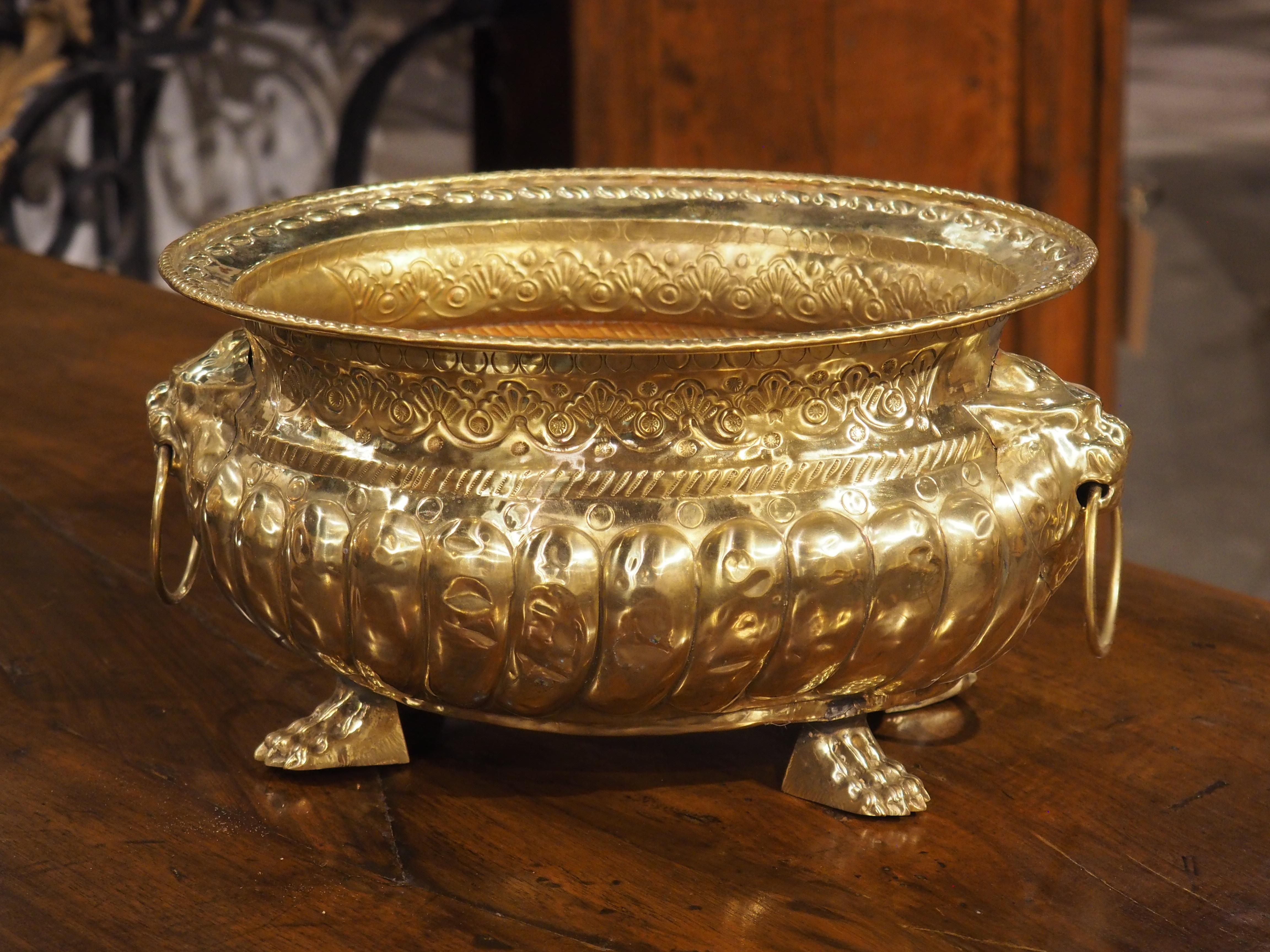 19th Century French Brass Lobed Jardiniere with Lion Mascarons and Paw Feet 5
