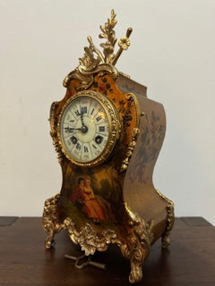 Pendule de cheminée française du 19e siècle montée en laiton de style Louis XV