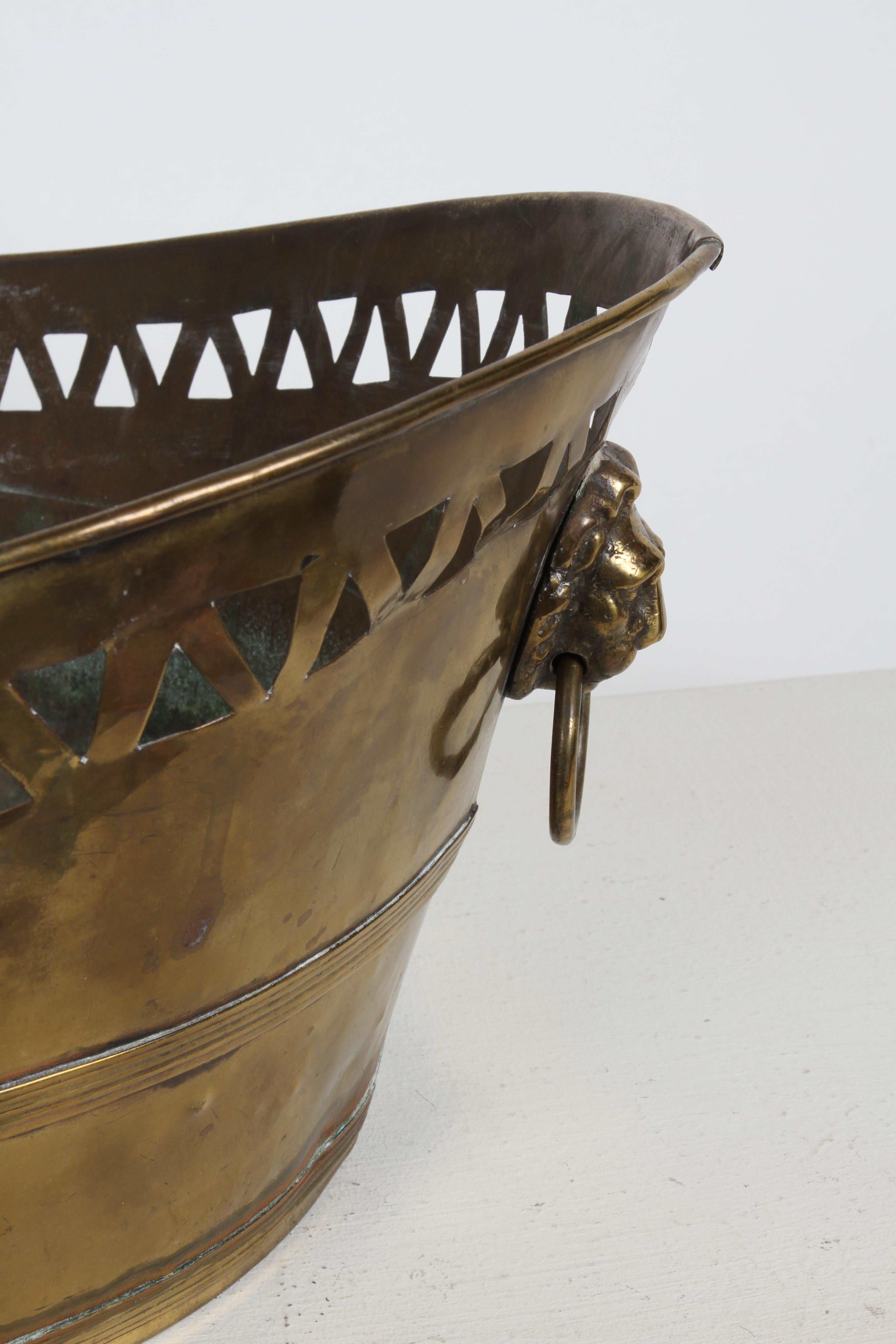 19th Century French Brass Oval Jardinière with Pierced Design & Lions Heads For Sale 6