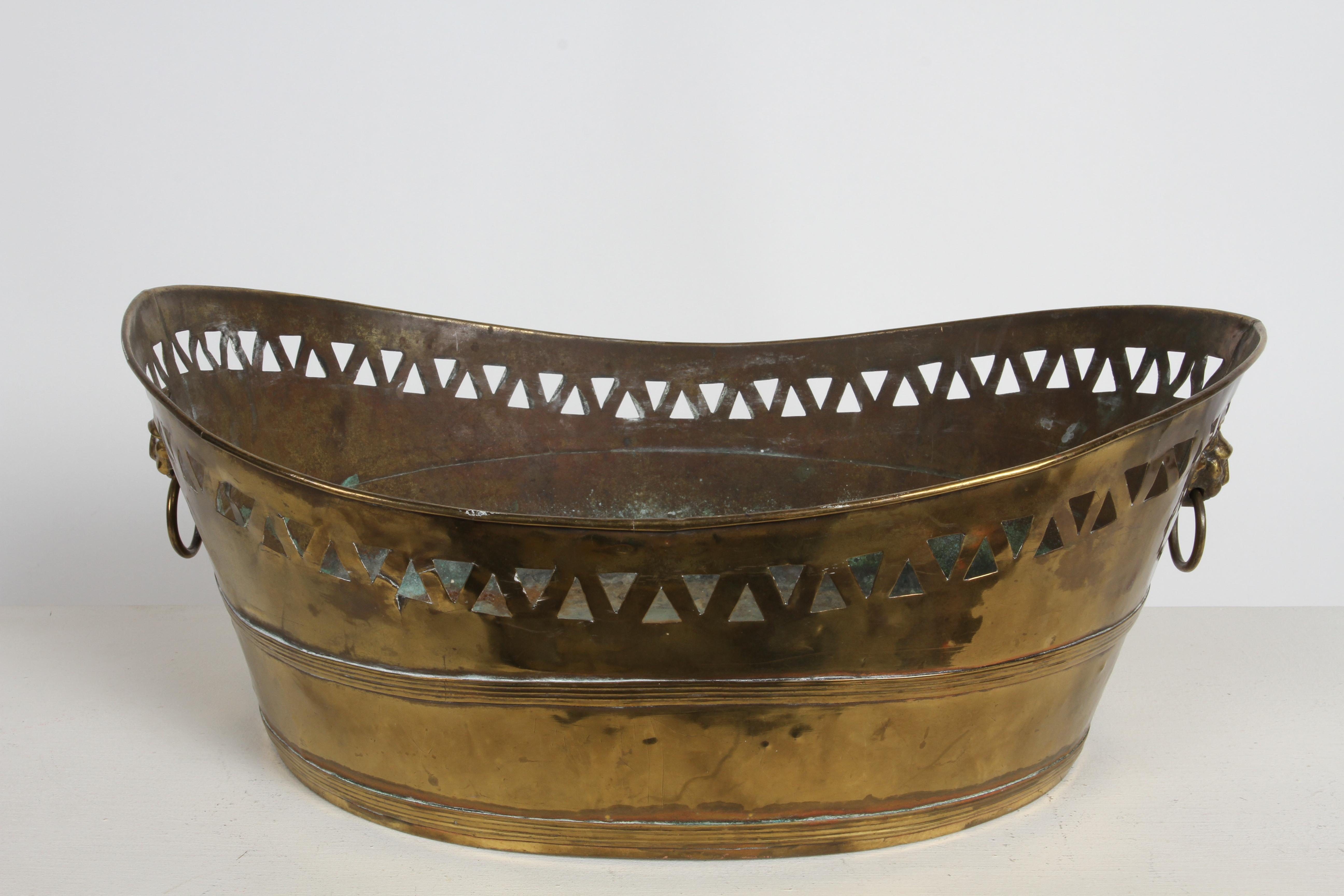 19th Century French Brass Oval Jardinière with Pierced Design & Lions Heads For Sale 2
