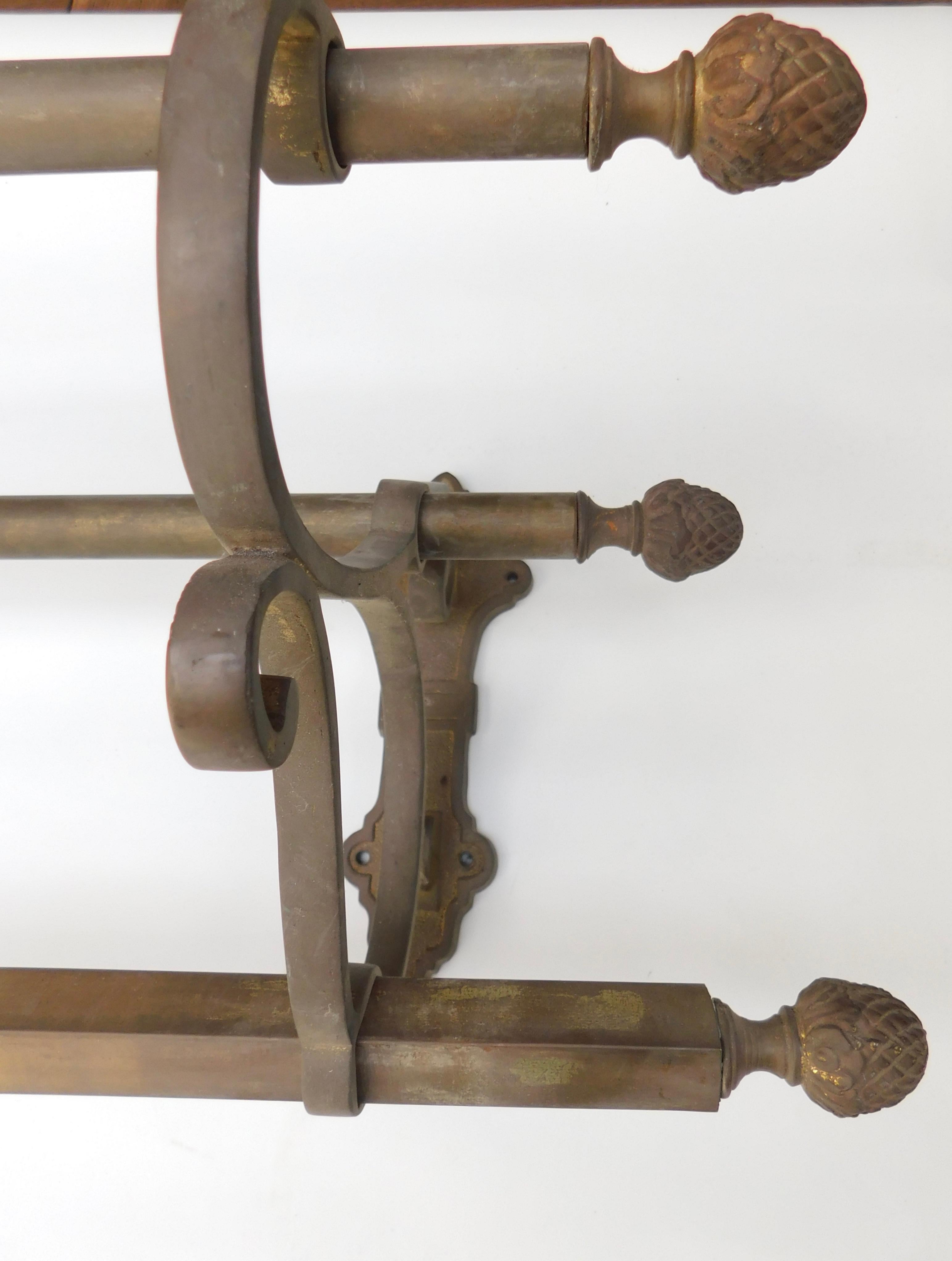 19th Century French Brass Rack with Hooks In Good Condition In Antwerp, BE
