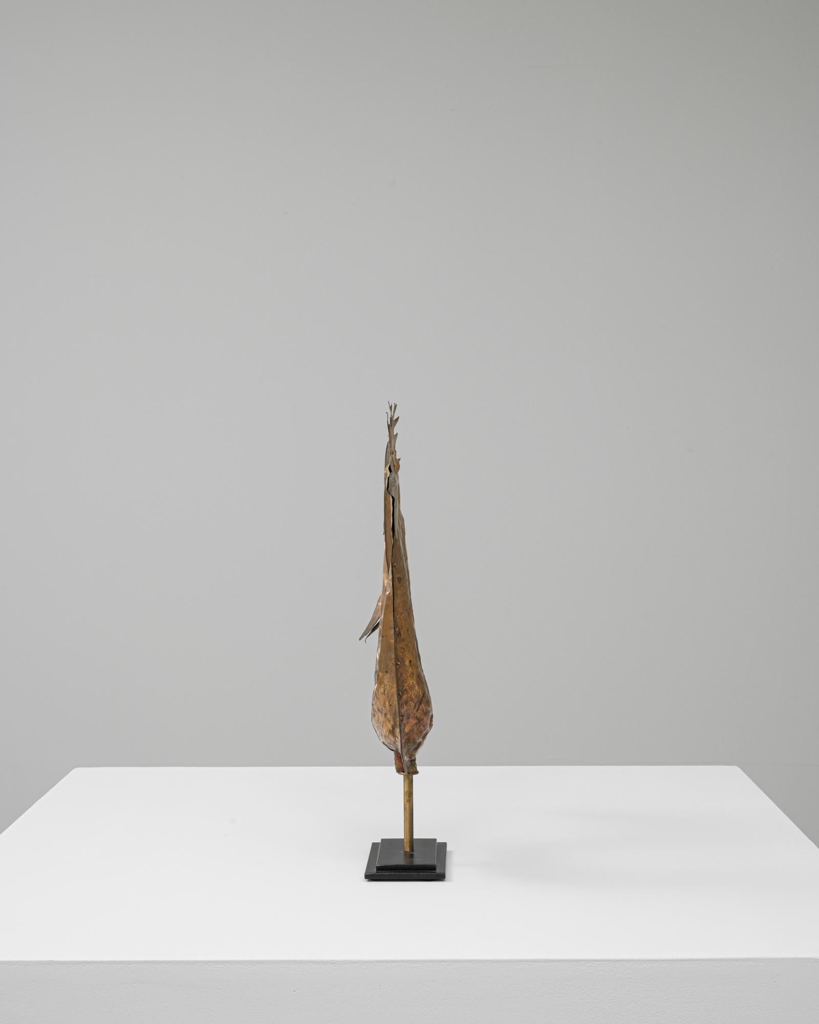 Francese Gallo francese del XIX secolo in ottone su base di metallo in vendita