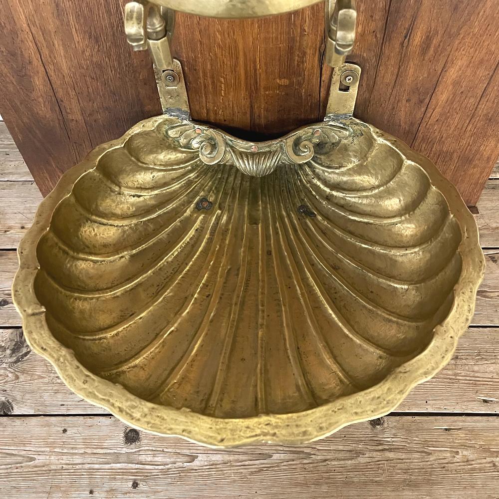 19th Century French Brass Wall Fountain, Lavabo For Sale 6
