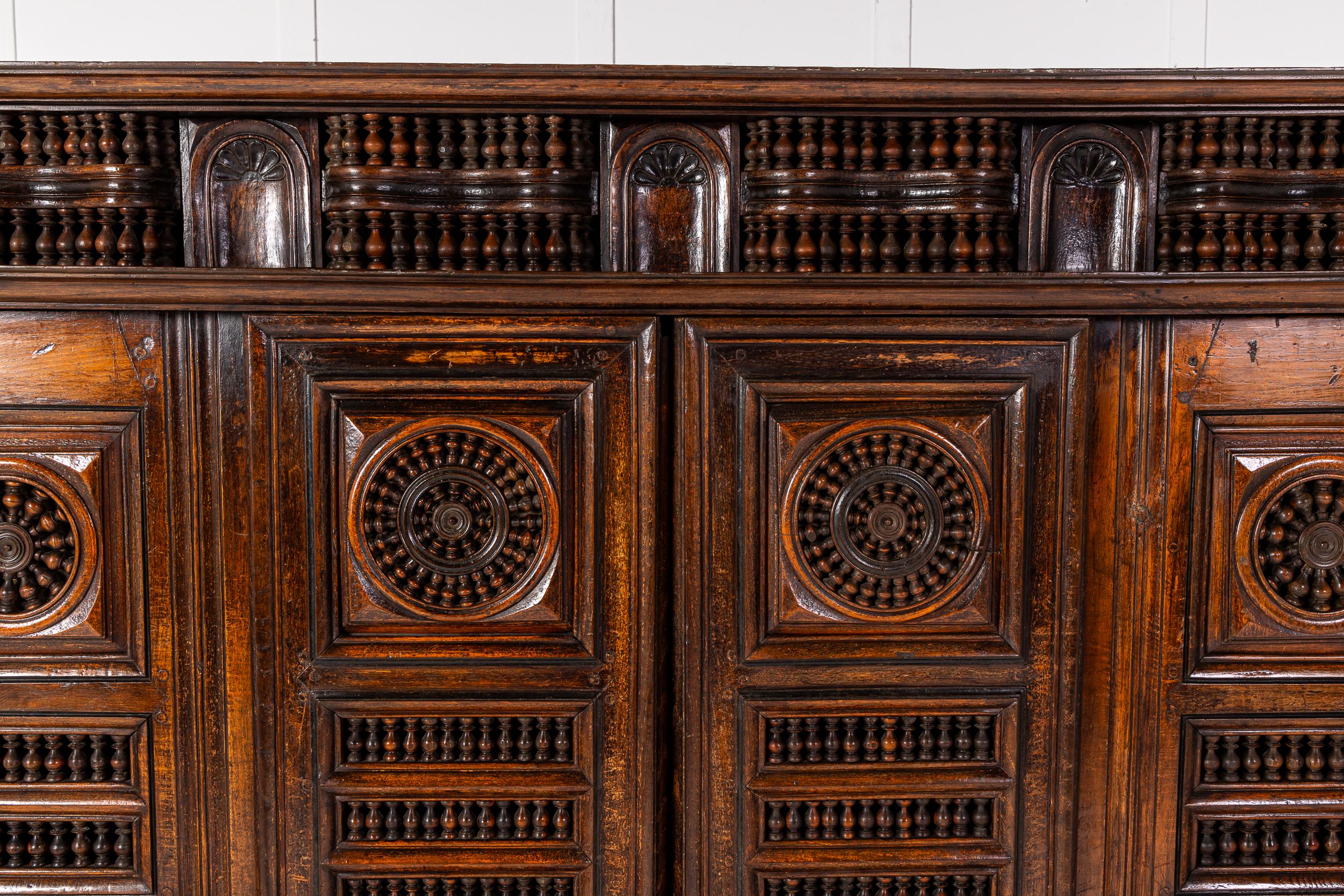 19th Century French Breton Oak Cabinet For Sale 5
