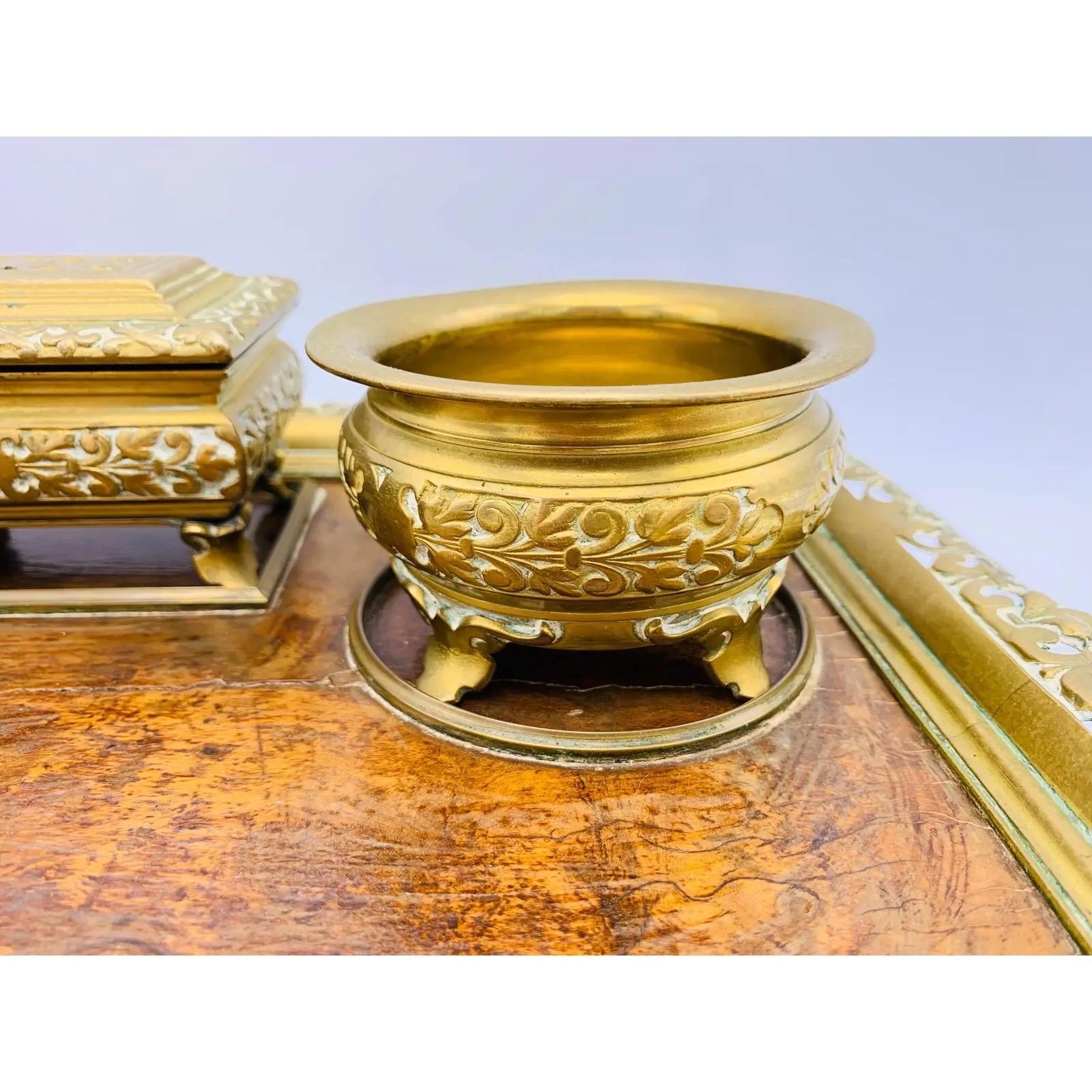 19th Century French Bronze and Burl Wood Desk Set For Sale 4