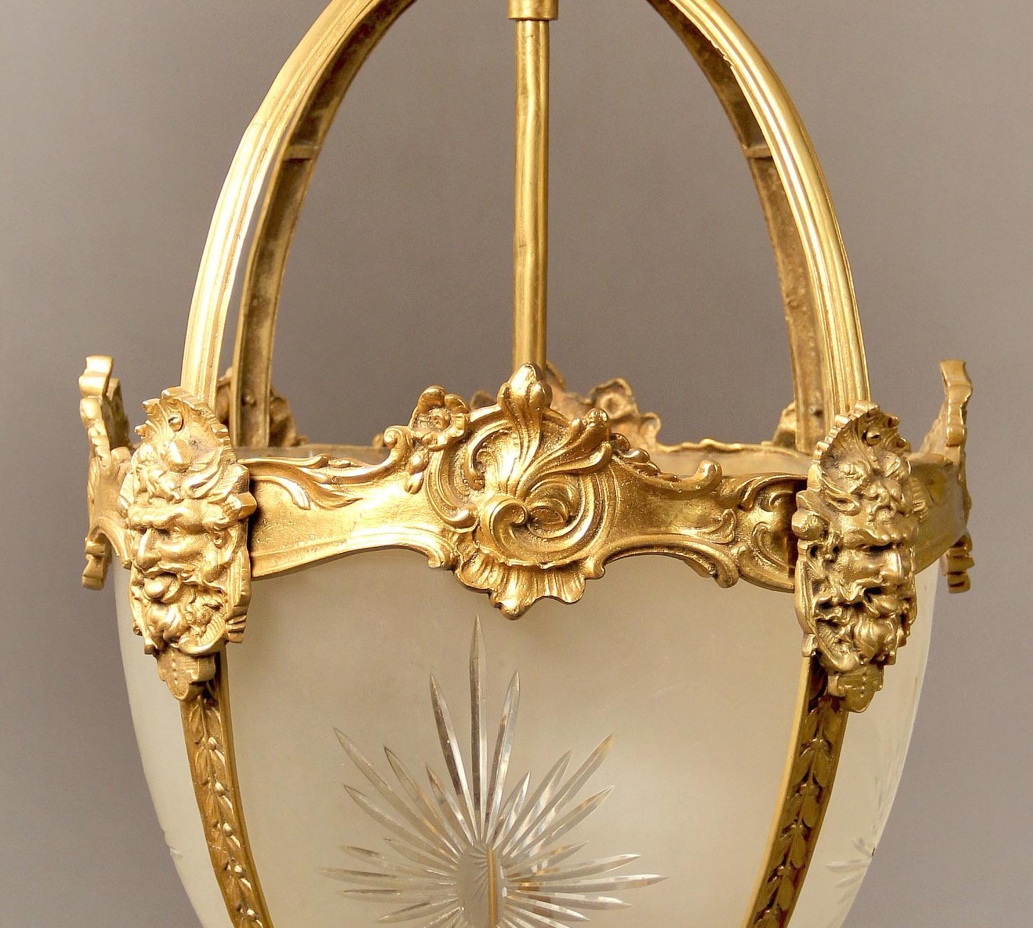 Belle Époque Lanterne d'entrée française du 19ème siècle en bronze et verre dépoli gravé en vente