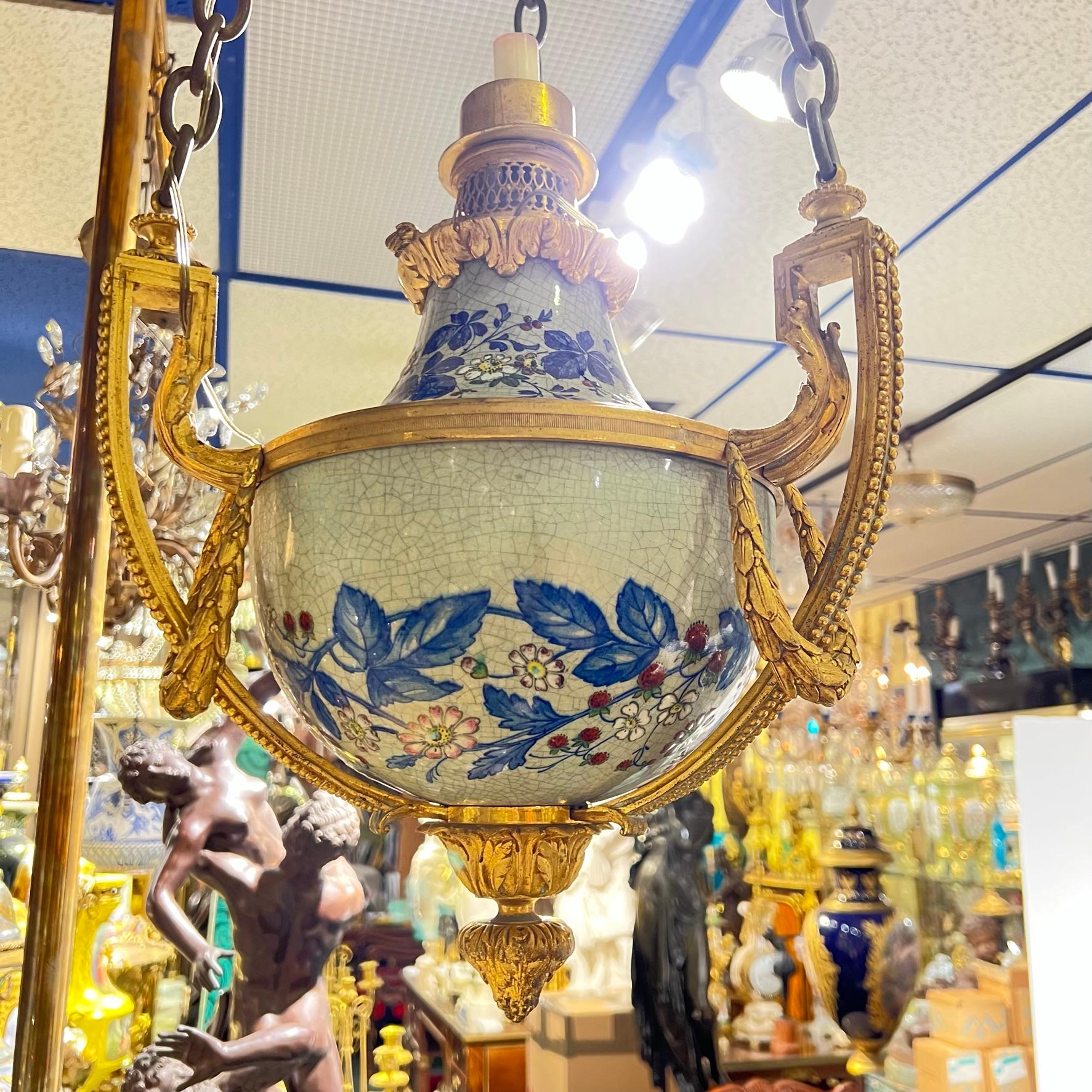 Lampe à huile française du 19e siècle en bronze et poterie de Gagneau en vente 8