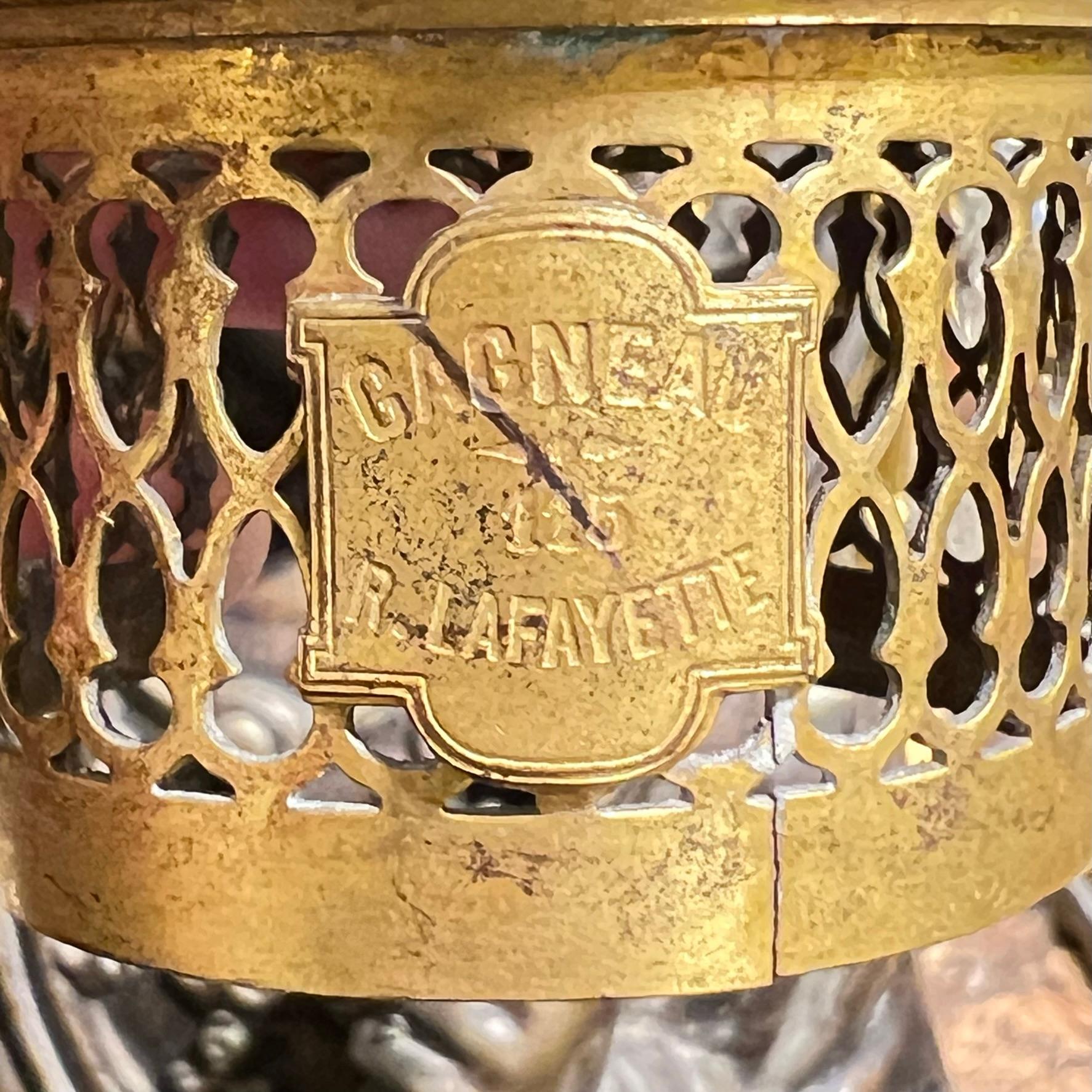 Bronze Lampe à huile française du 19e siècle en bronze et poterie de Gagneau en vente