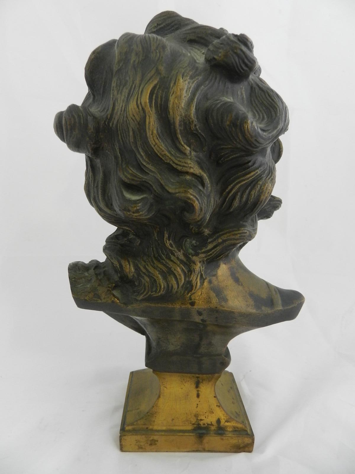 Neoclassical Revival 19th Century French Bronze Bust Statue For Sale