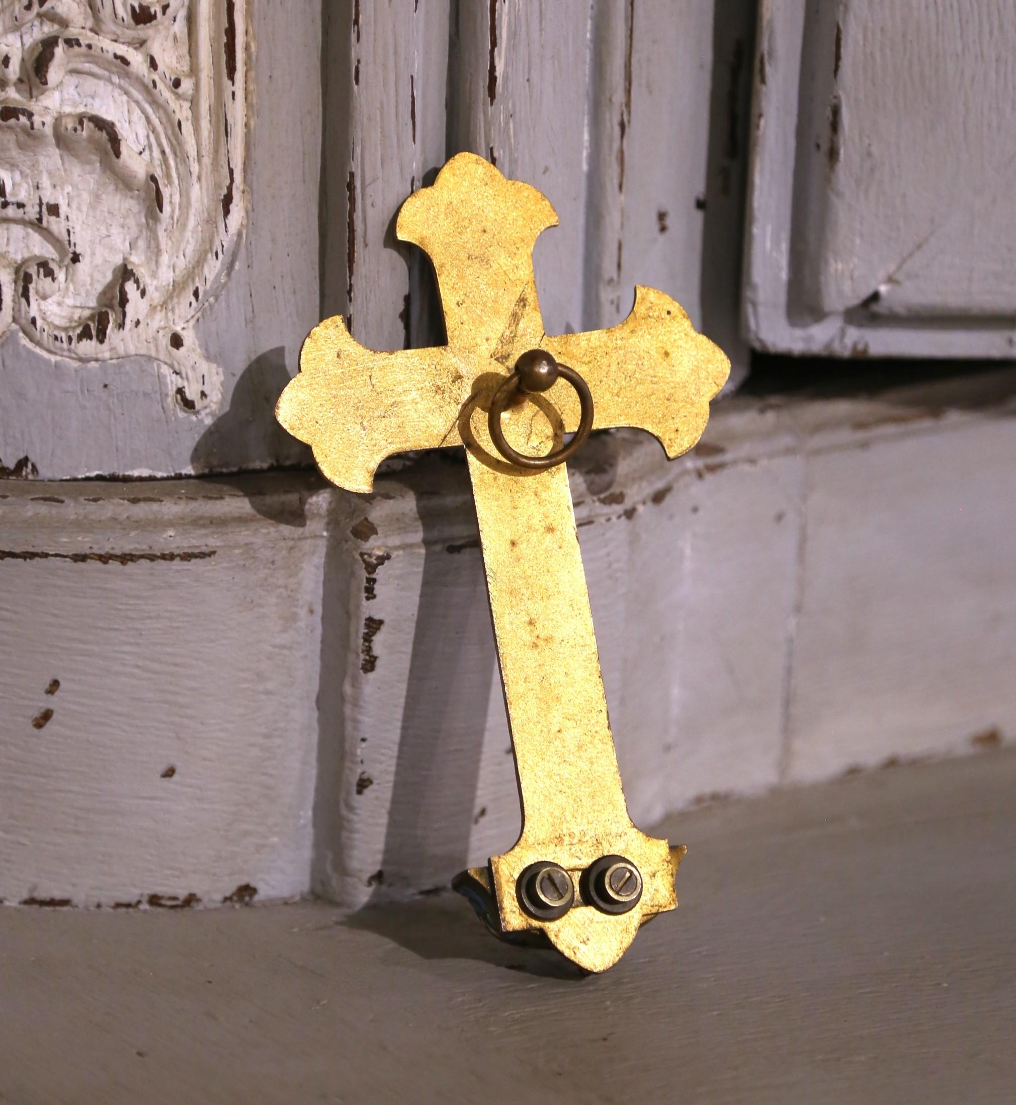 XIXe siècle Croix murale champlevée française du 19ème siècle avec bénitier en vente