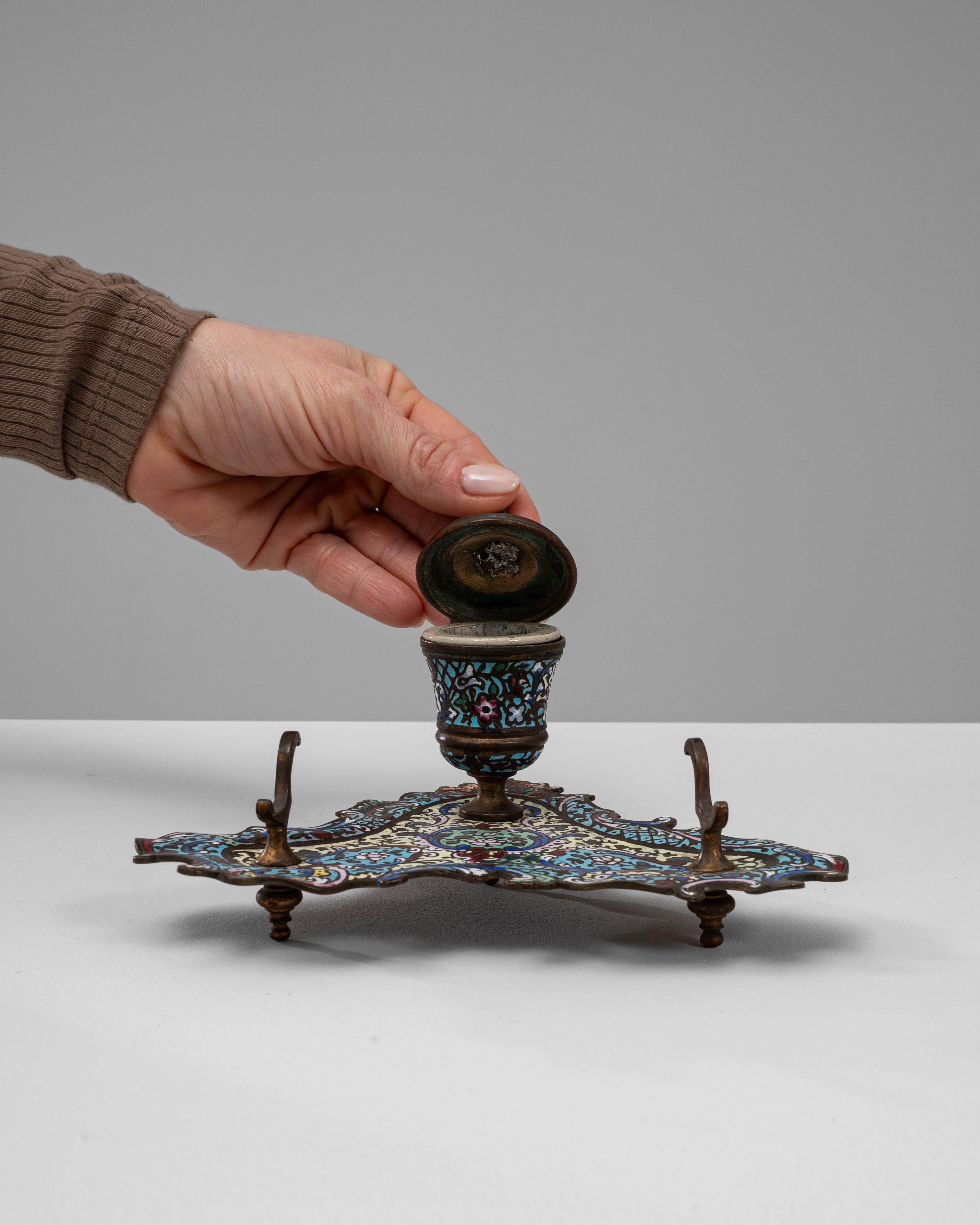 Francese Calamaio da tavolo francese del XIX secolo in bronzo in vendita