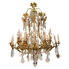 Lampadario francese del XIX secolo in bronzo dorato e cristallo di rocca