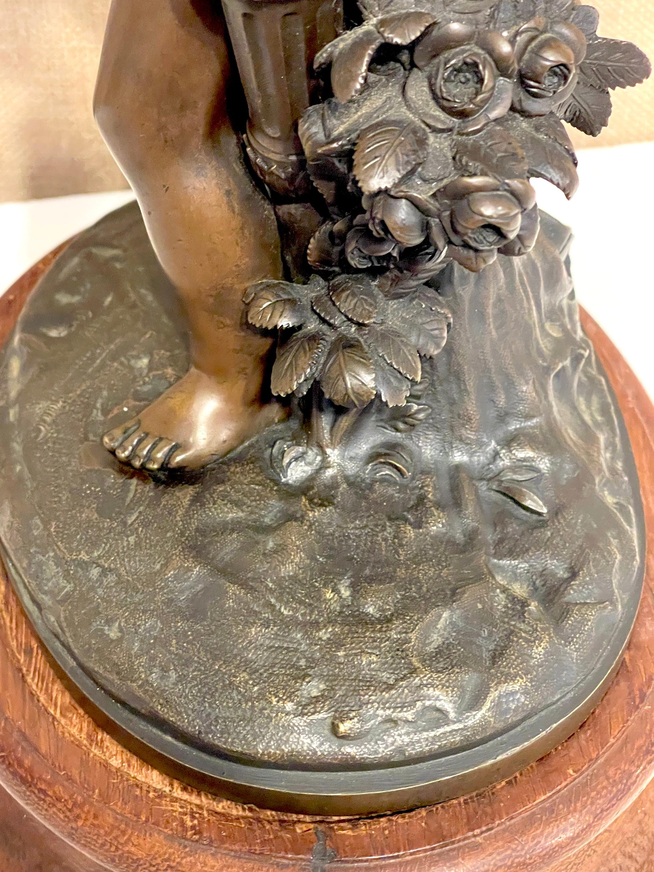 Französische Bronzefigur des Amors (Engel) aus dem 19. Jahrhundert, Auguste Moreau zugeschrieben im Angebot 10