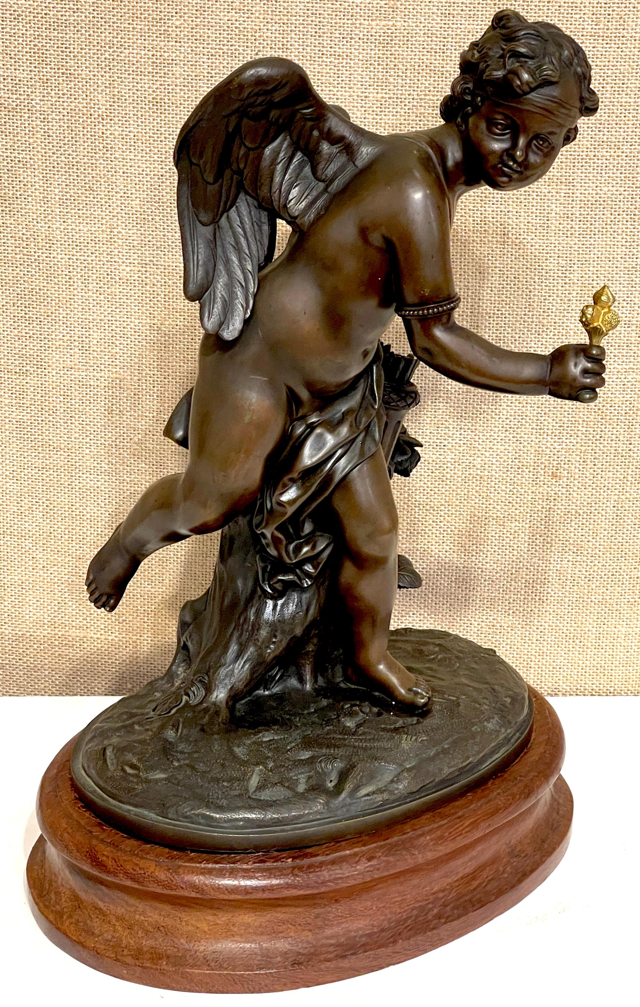 Französische Bronzefigur des Amors (Engel) aus dem 19. Jahrhundert, Auguste Moreau zugeschrieben im Angebot 1