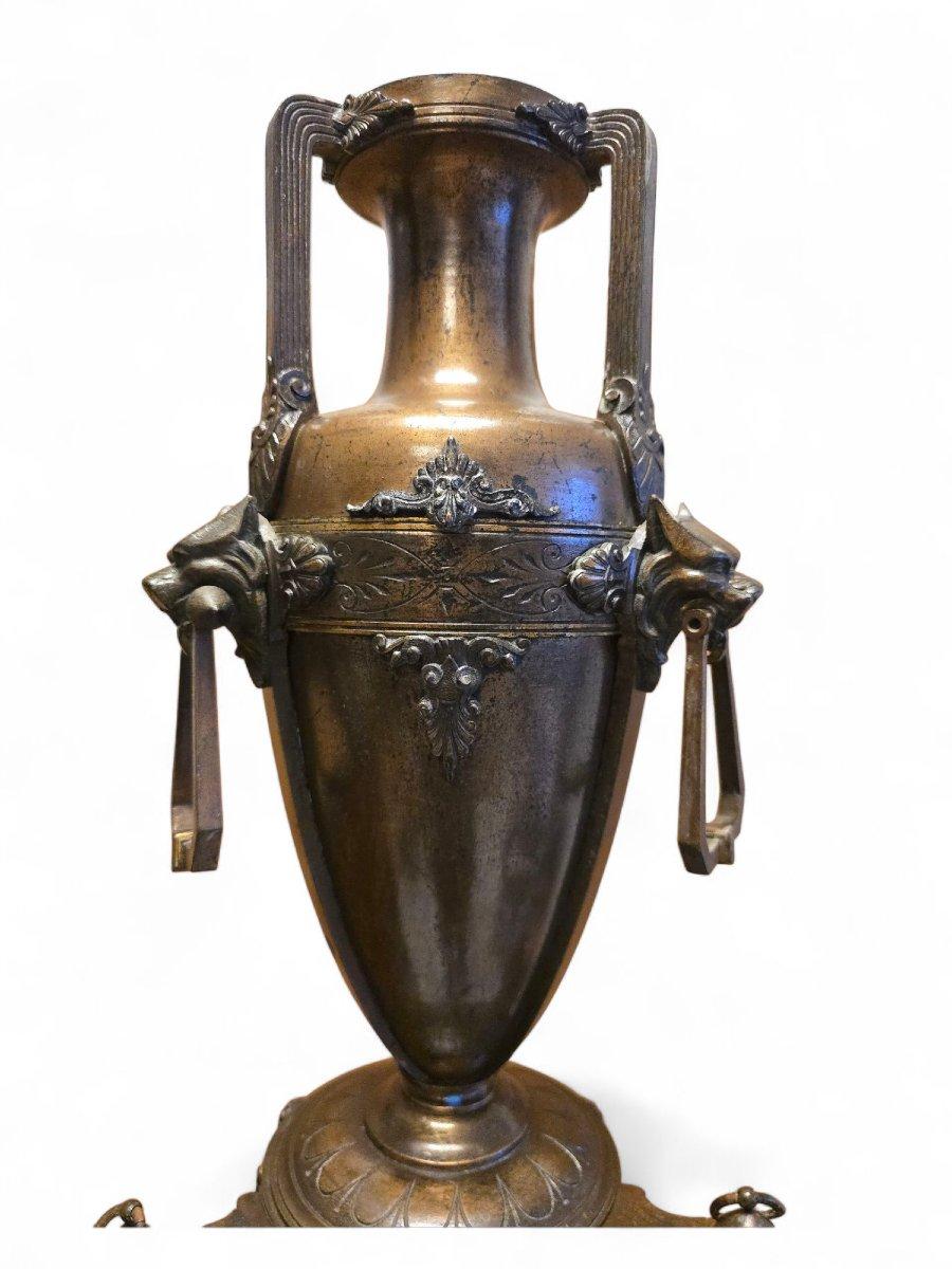 Bronze Lampadaire en bronze français du XIXe siècle - Ferdinand Barbedienne et Henry Cahieu en vente