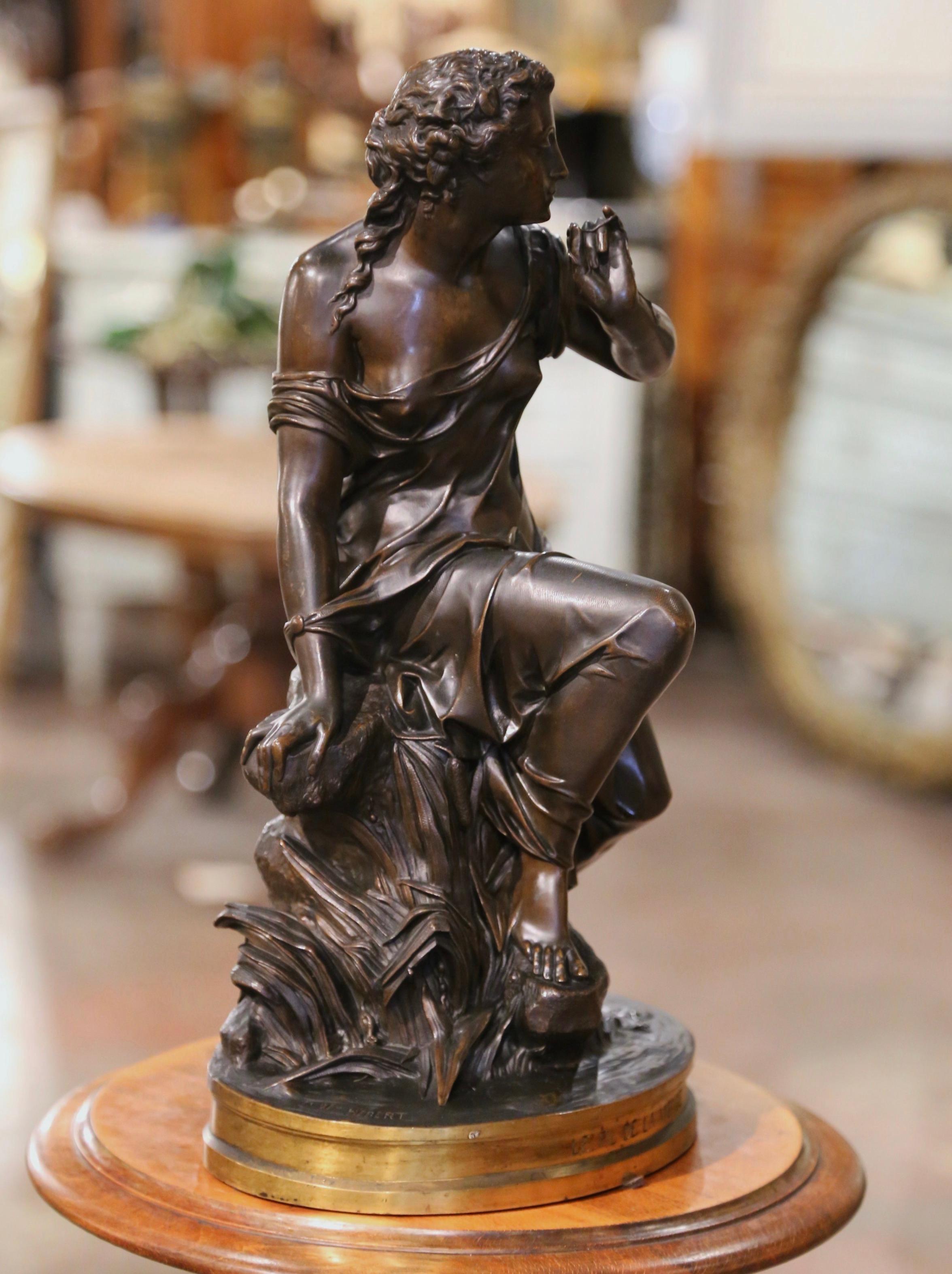 Bronze Figure française du 19e siècle en bronze et doré « Le Fil de la Vierge » signée E. Hebert en vente