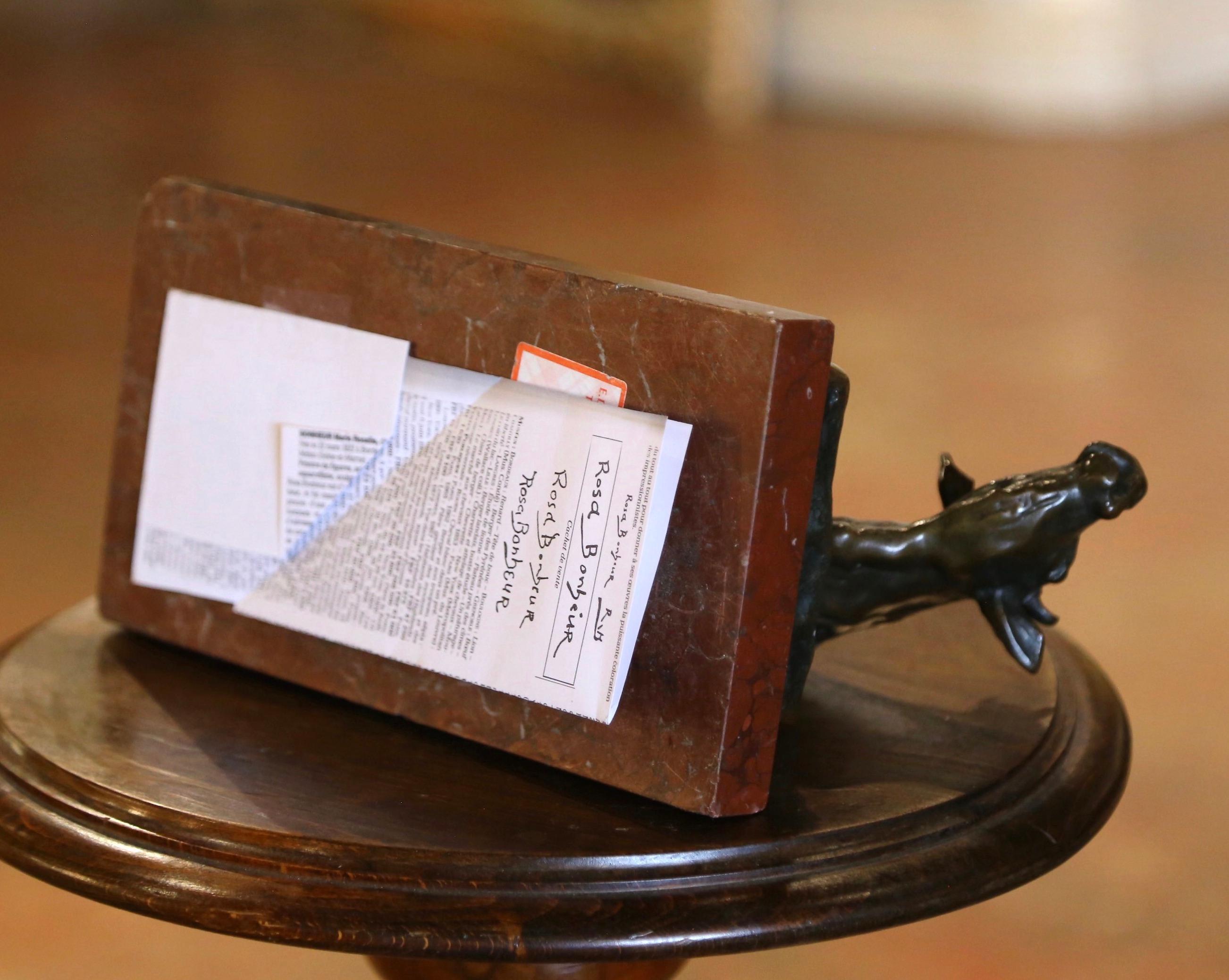 Escultura francesa de bronce del siglo XIX Vaca echada sobre base de mármol Firmada R. Bonheur en venta 1