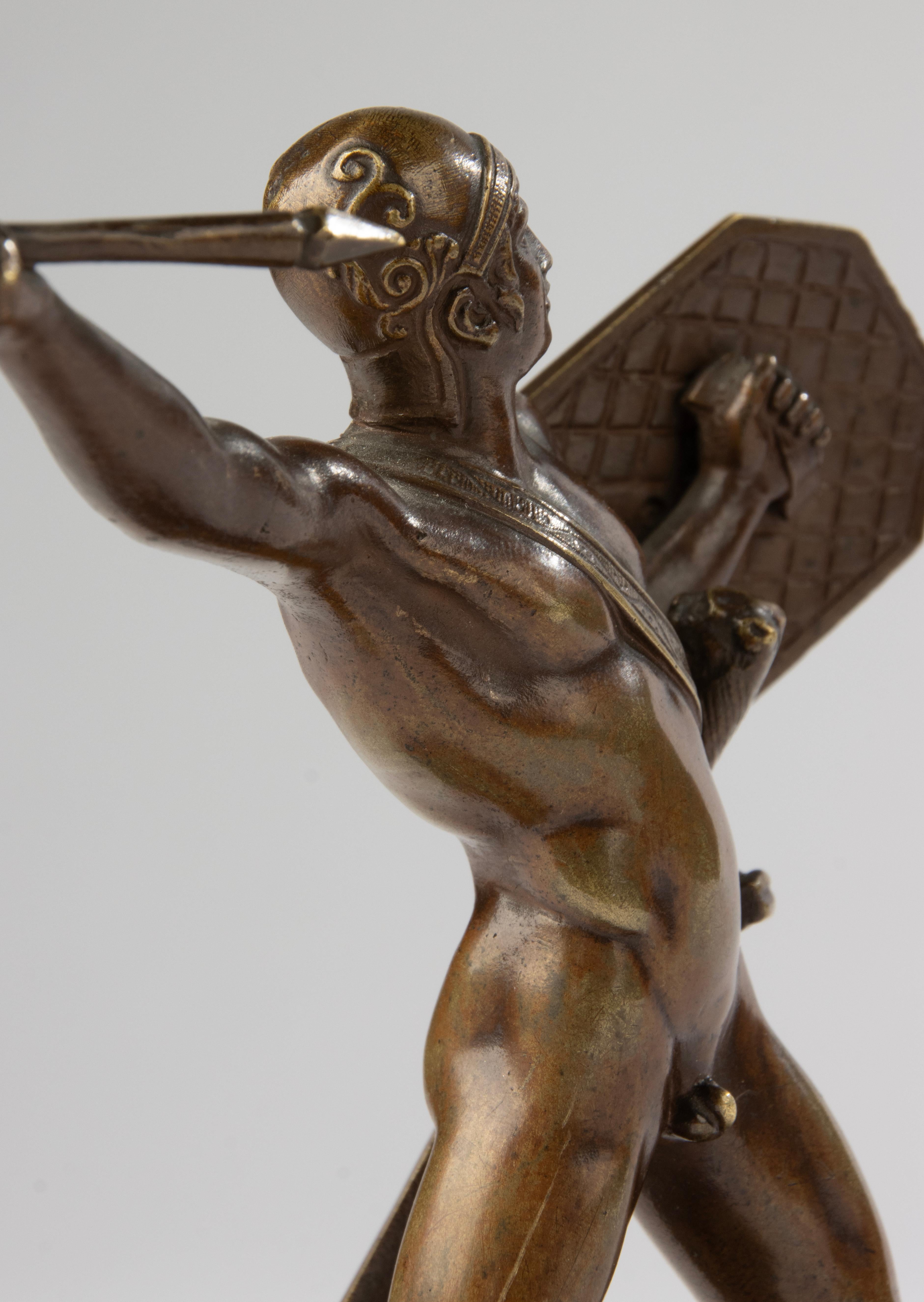 Bronze français du XIXe siècle représentant un guerrier grec classique - Base en marbre en vente 7