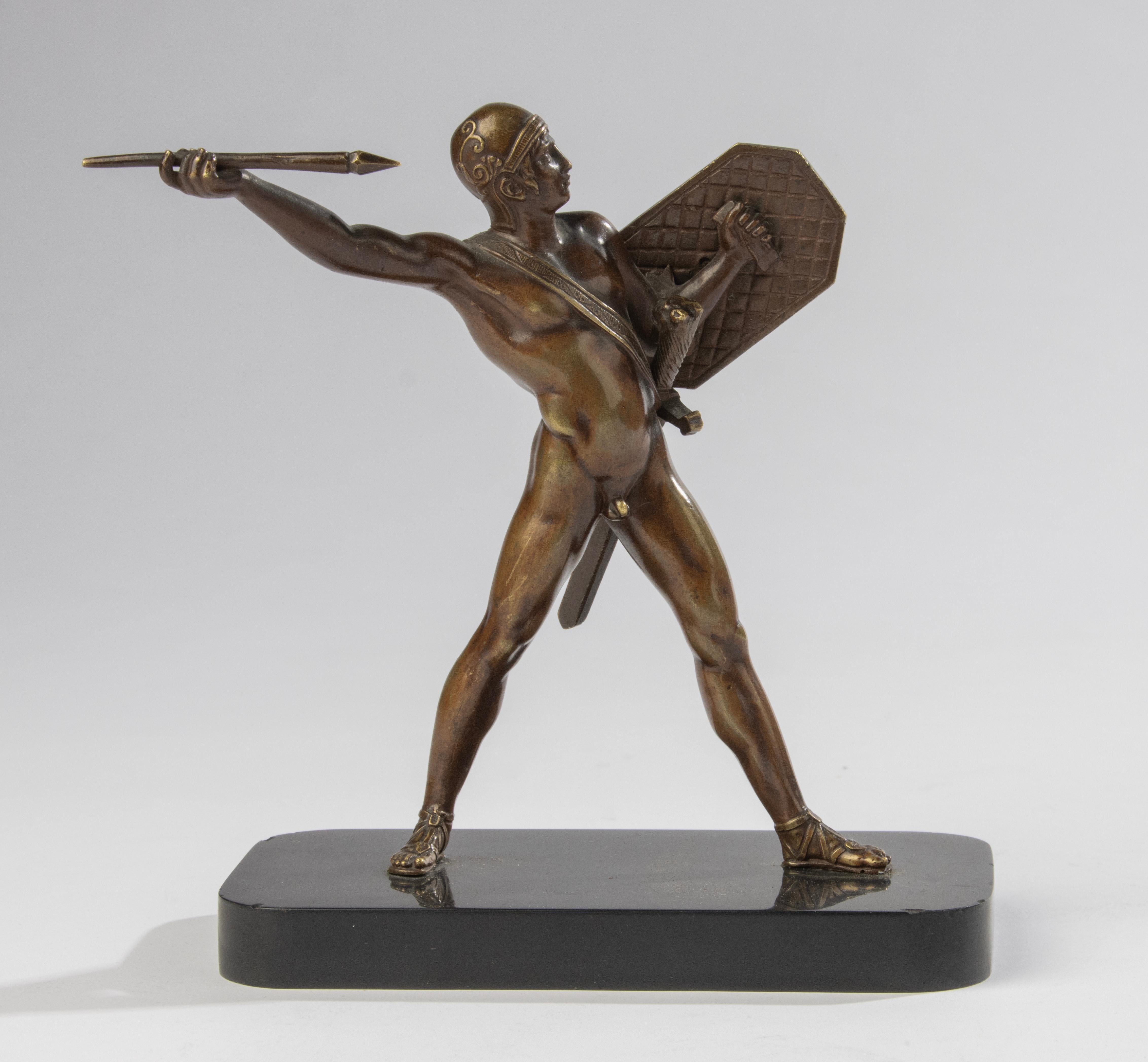 Grec classique Bronze français du XIXe siècle représentant un guerrier grec classique - Base en marbre en vente