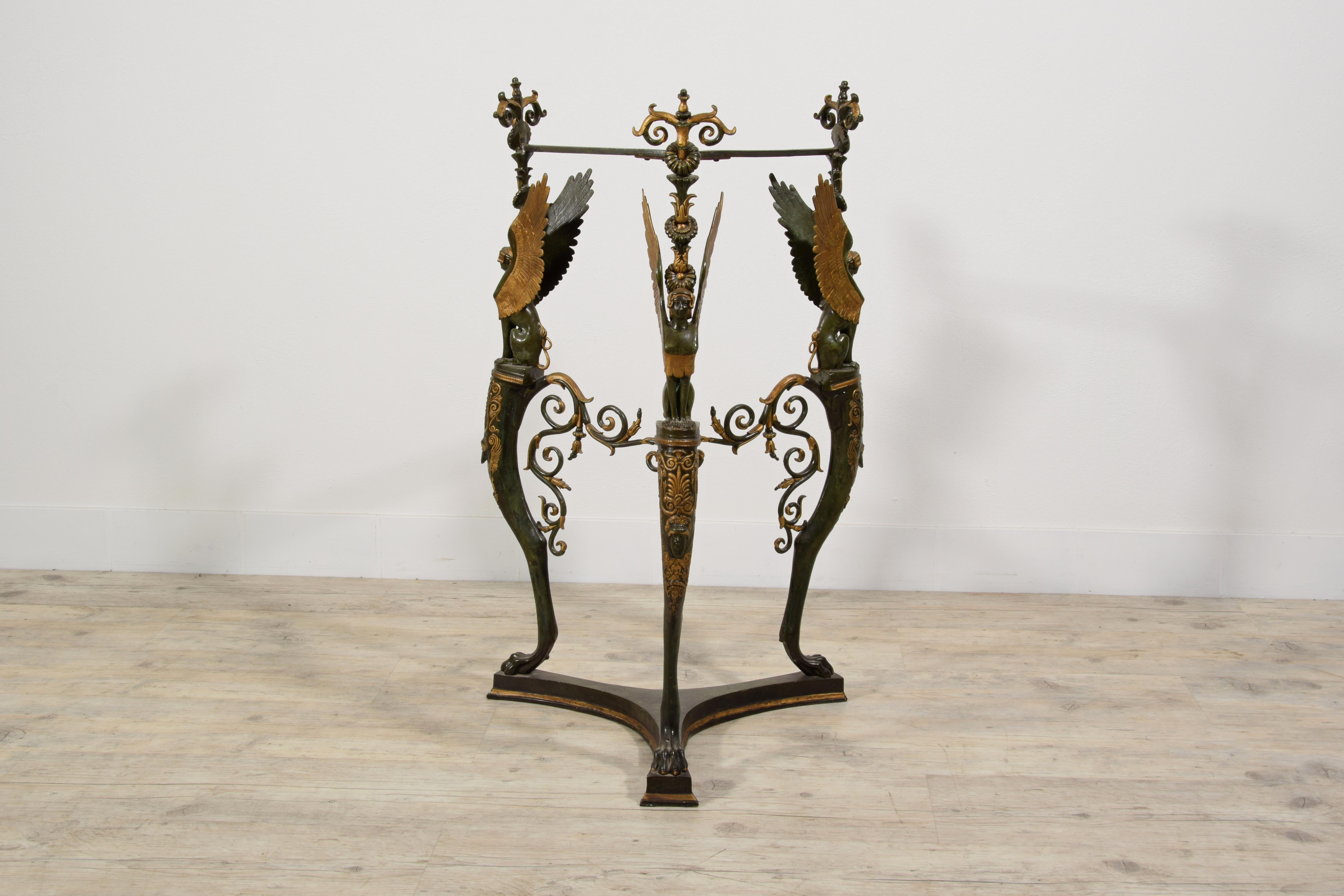 20e siècle, Jardinière ou Gueridon en bronze italien en vente 3