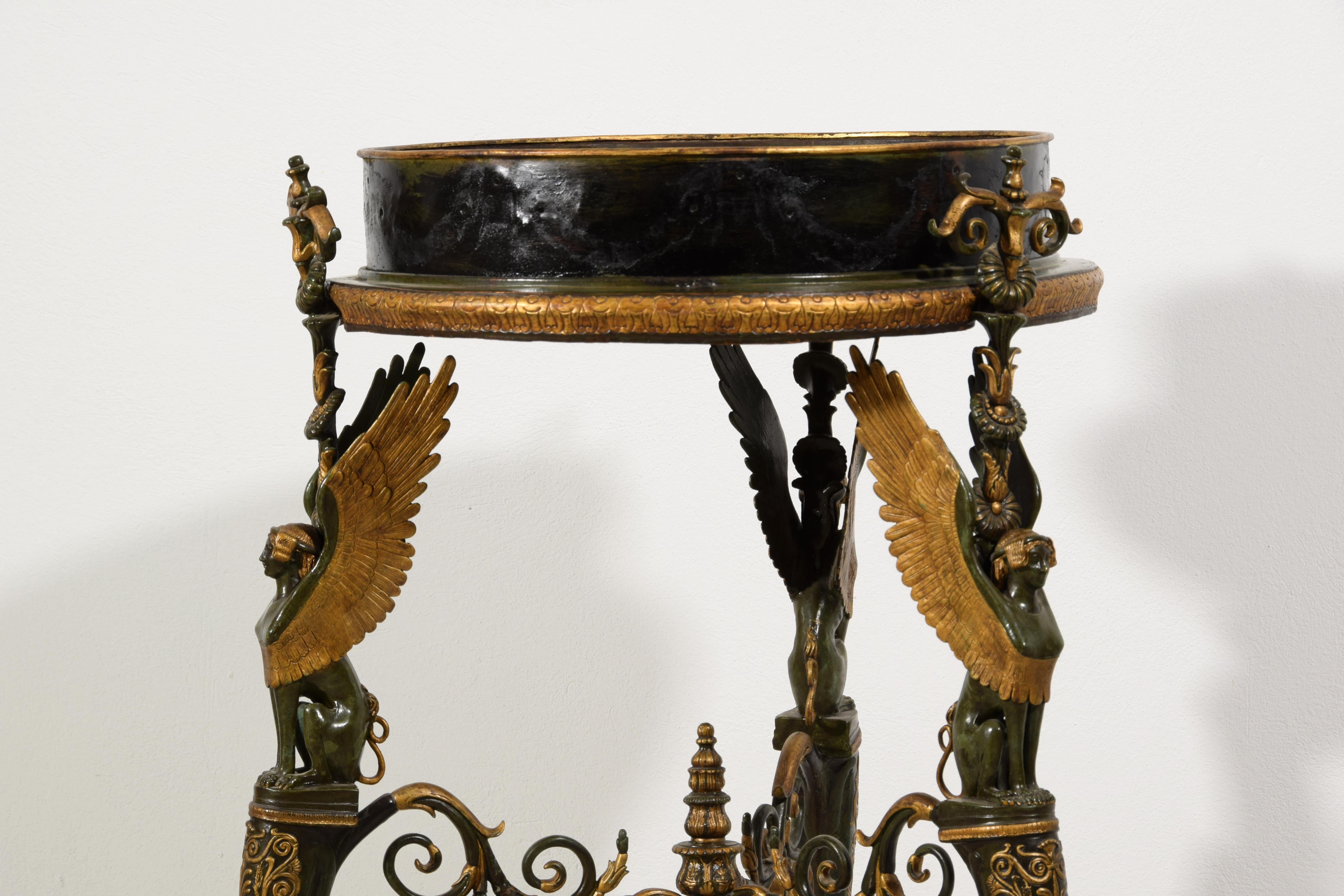 20e siècle, Jardinière ou Gueridon en bronze italien en vente 5