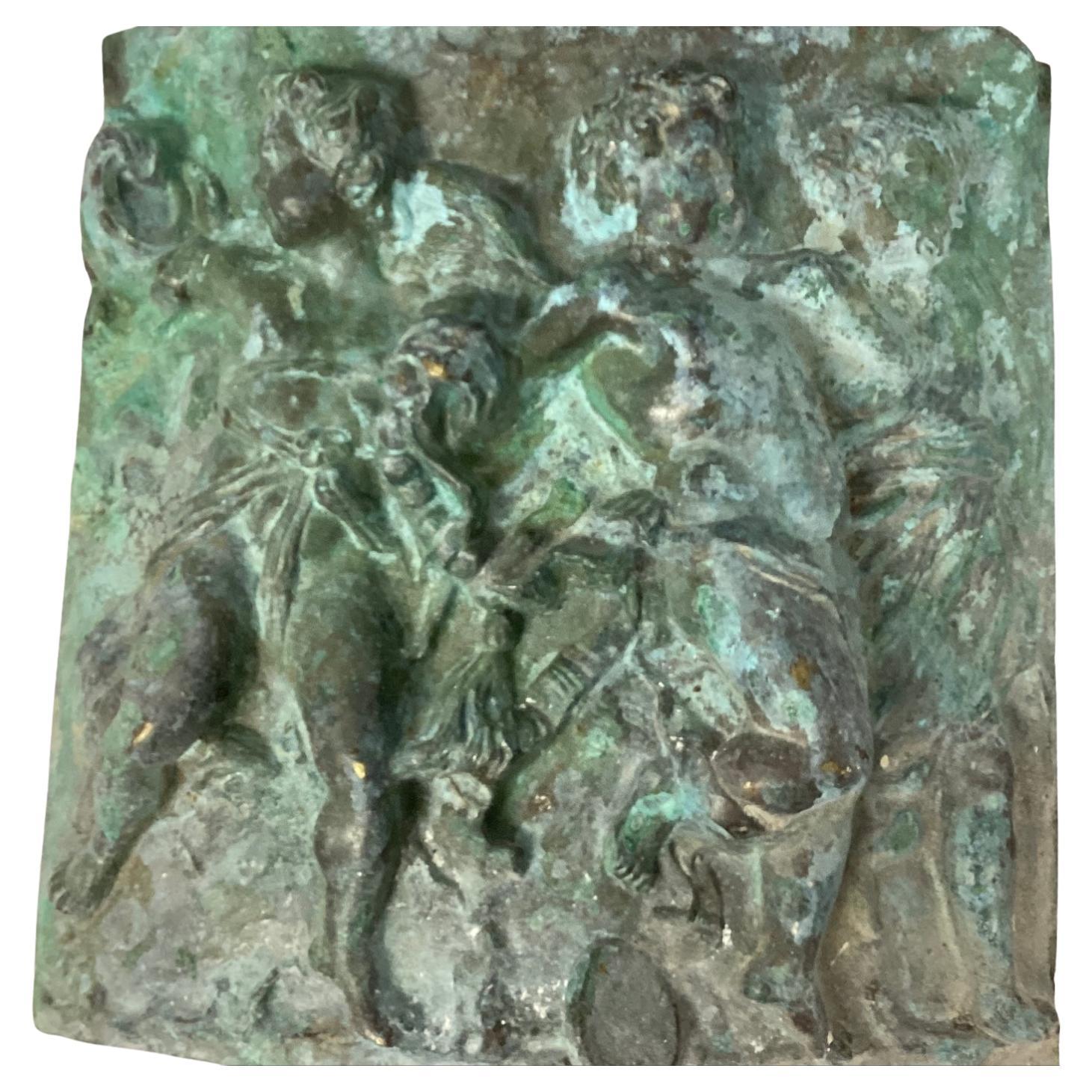 XIXe siècle Plaque française du 19ème siècle en bronze représentant trois anges en vente