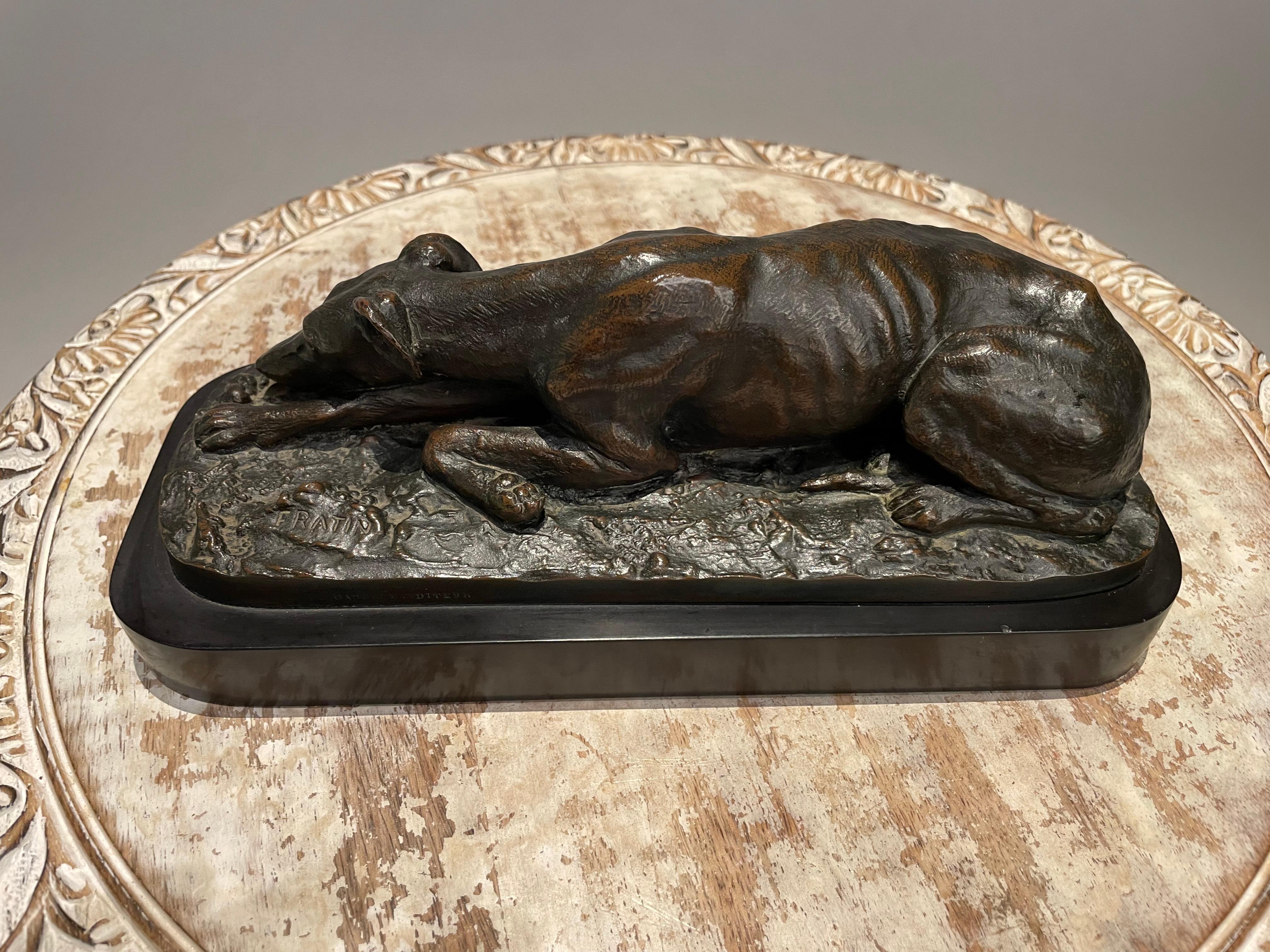 Lévrier couché en bronze français du 19ème siècle par Christopher Fratin, 1801-1864 en vente 8
