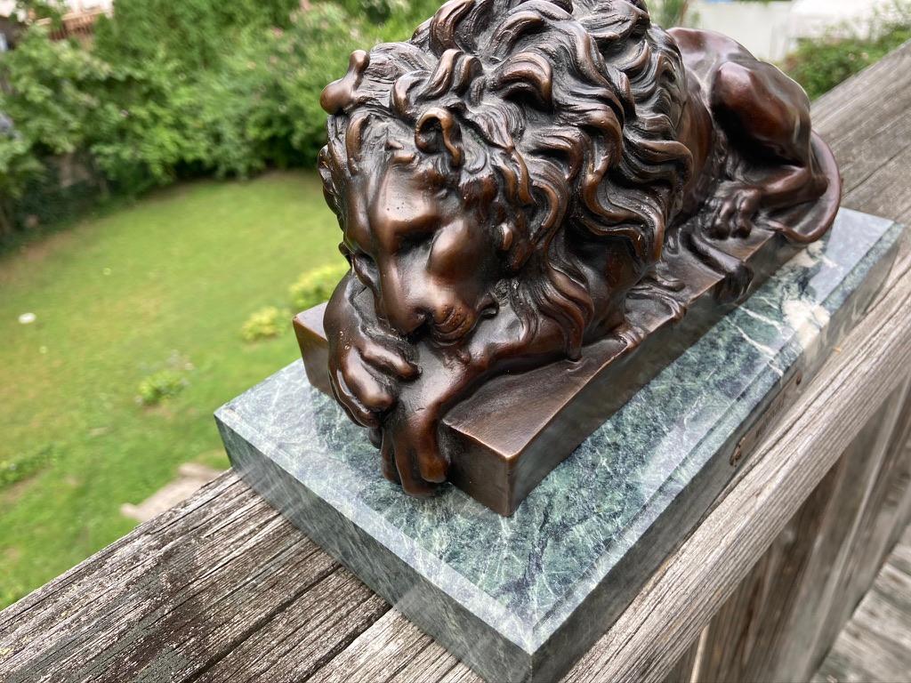 19th Century French Bronze Sculpture of Sleeping Lion by Jules Moigniez 10