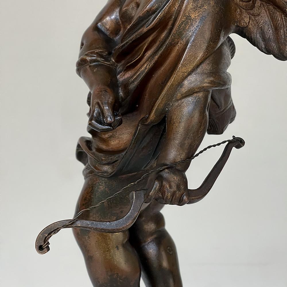 Statua di bronzo francese di Cupido del XIX secolo in vendita 5