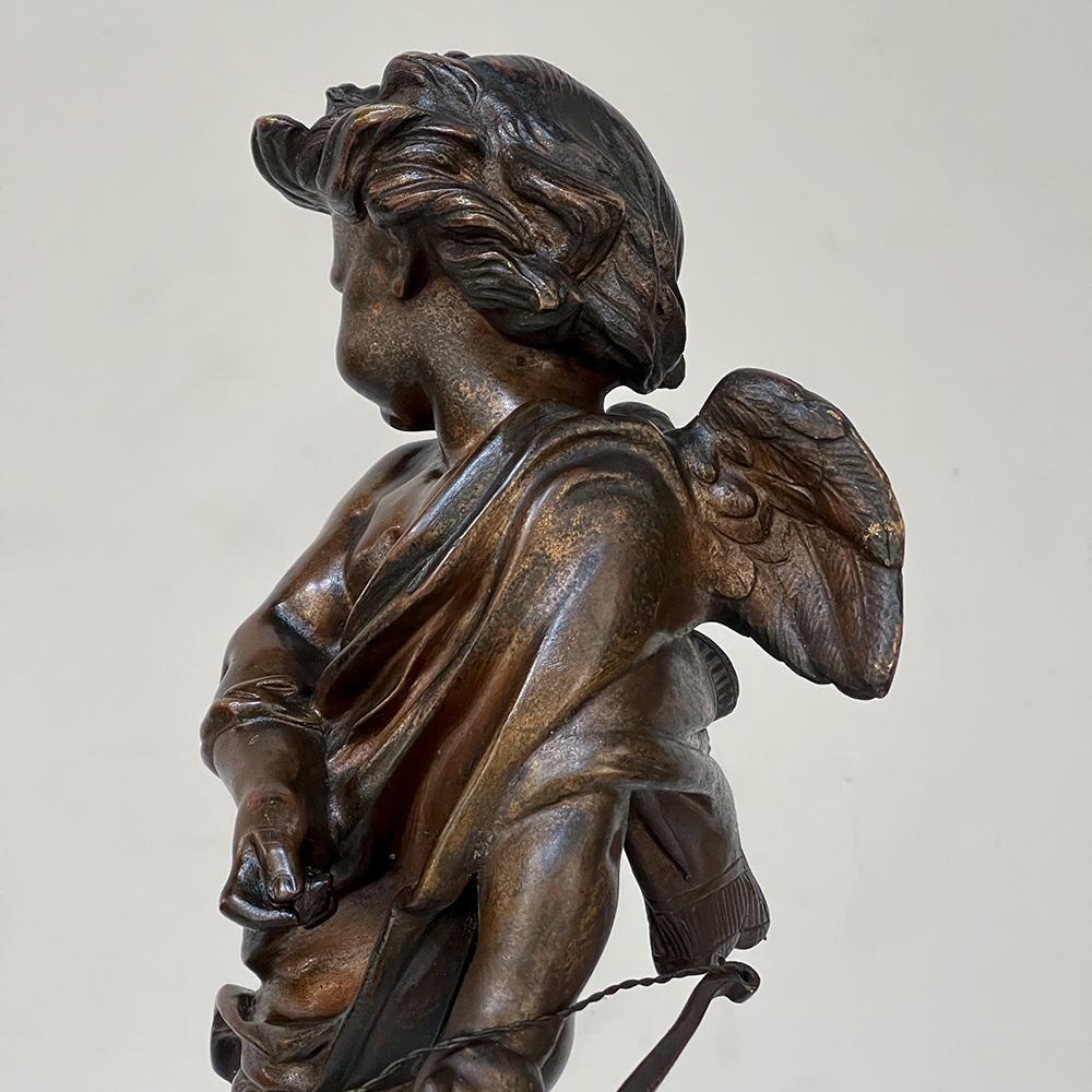 Statue de Cupidon en bronze français du 19e siècle en vente 6