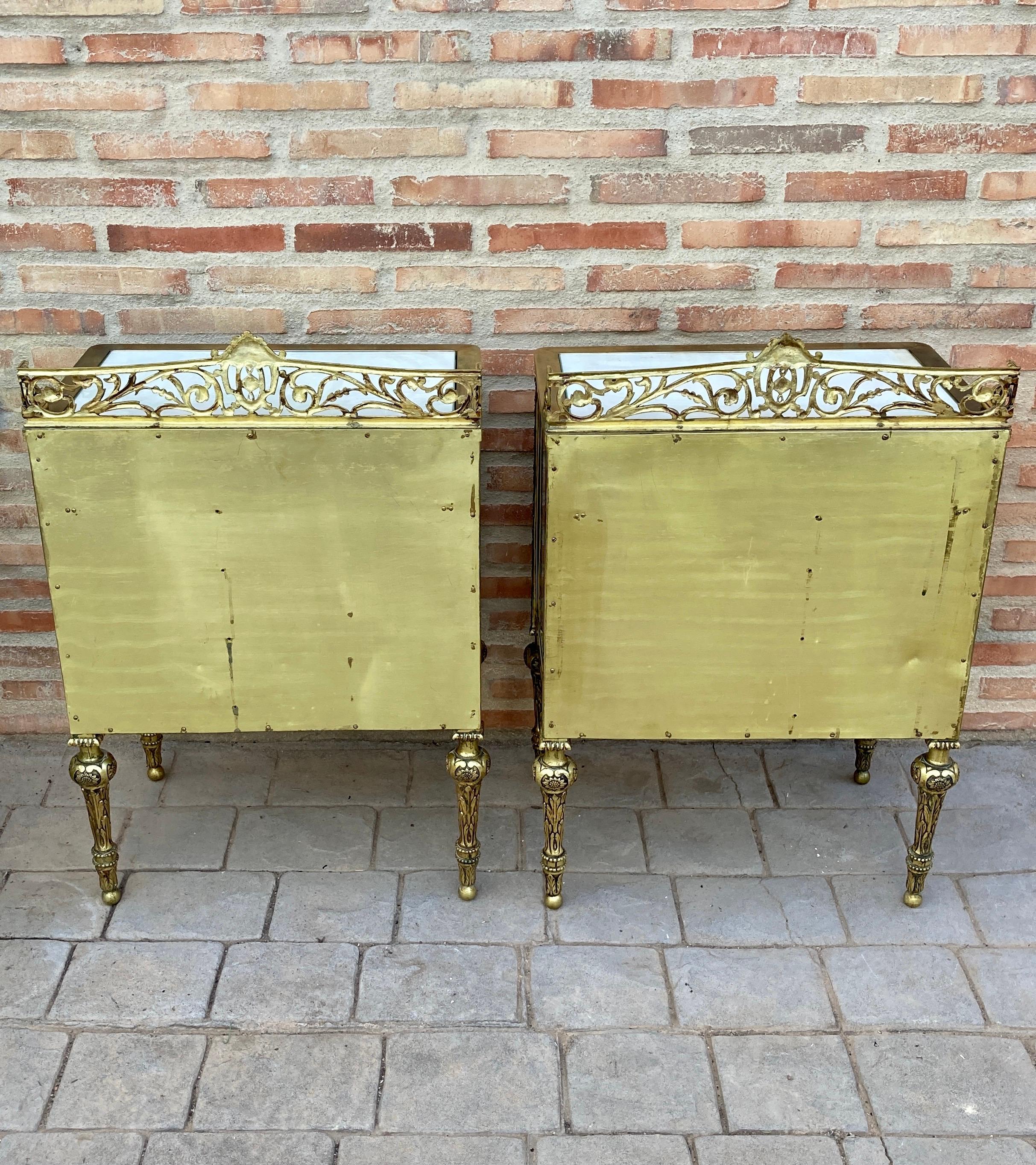 19th Century French Bronze Vitrine Nightstands with Glass Doors and Brass Drawer For Sale 6