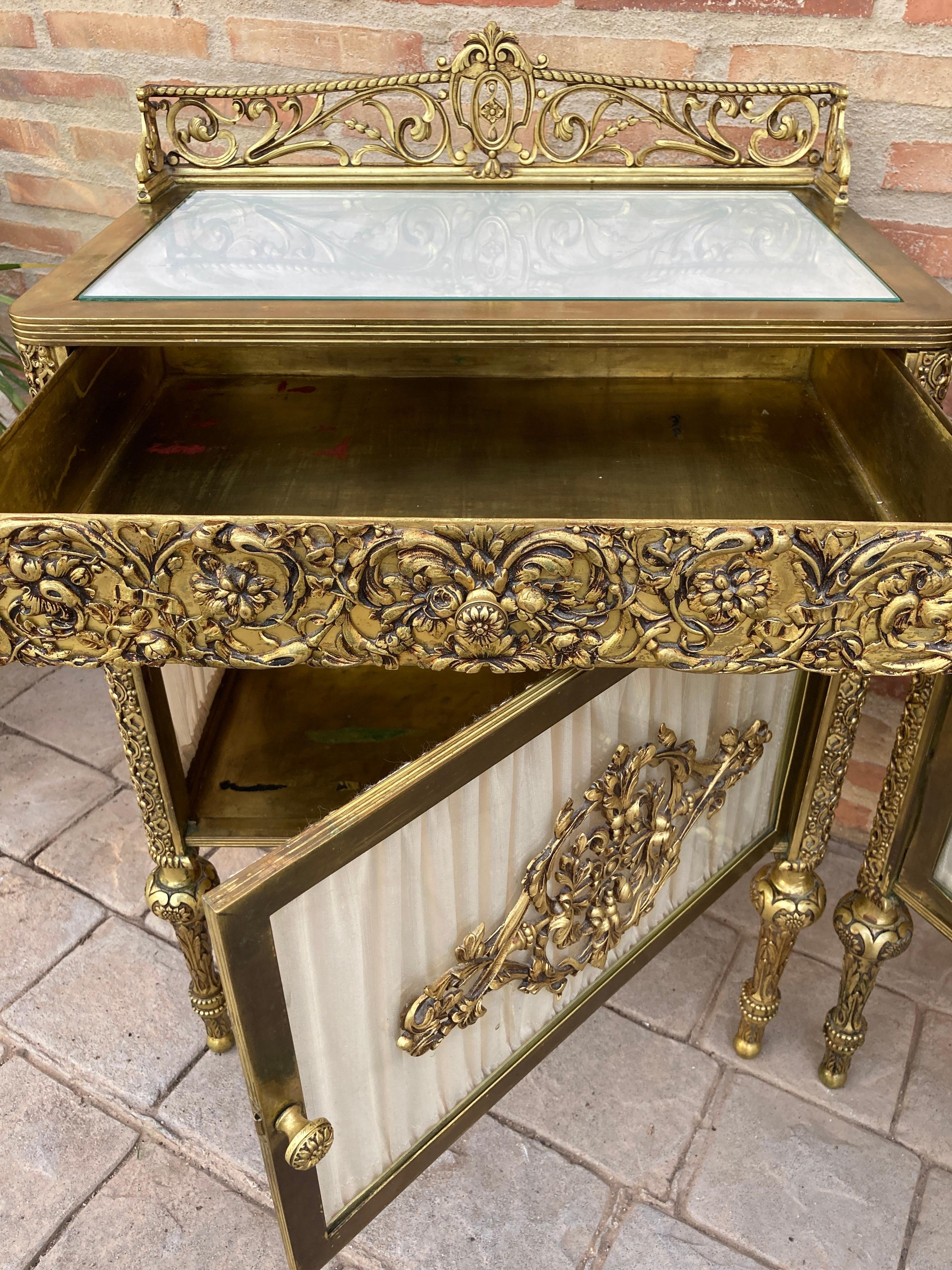 Late 19th Century 19th Century French Bronze Vitrine Nightstands with Glass Doors and Brass Drawer For Sale