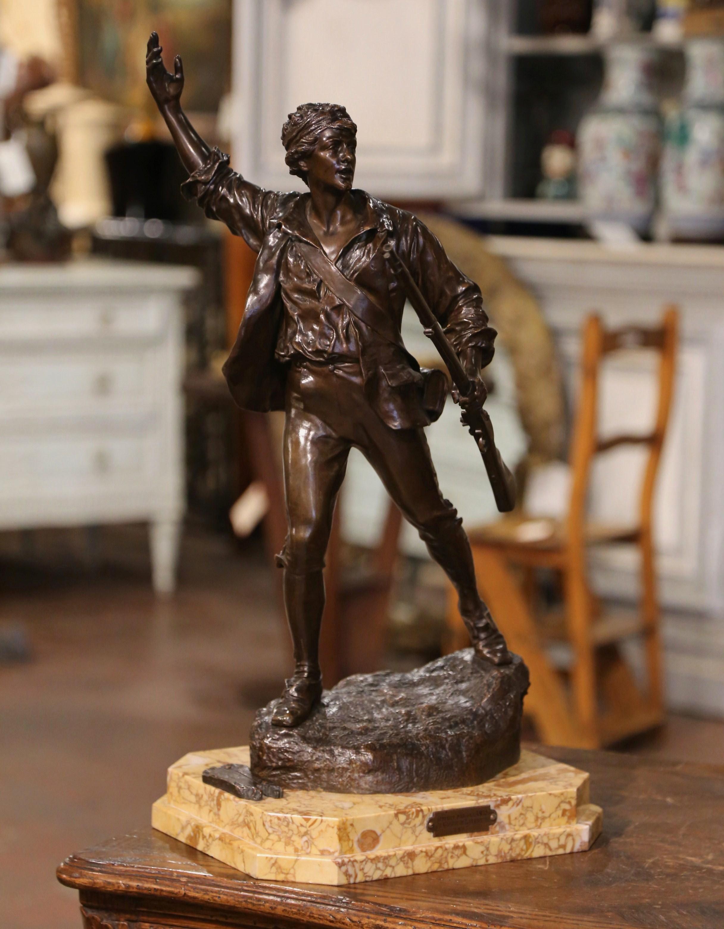 XIXe siècle « Volontaire de 92 » en bronze français du 19ème siècle sur socle en marbre signé P. Choppin en vente