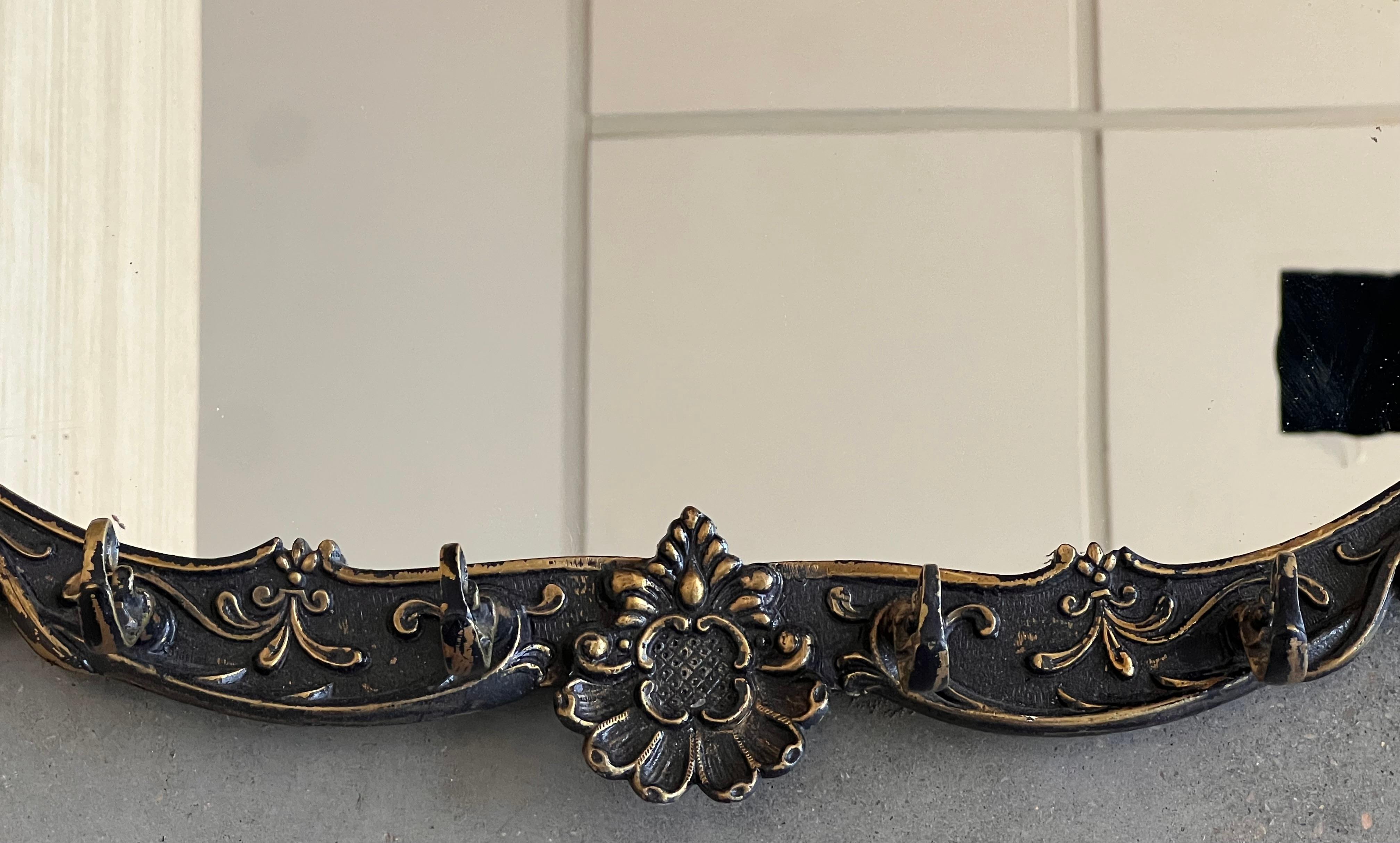 Appendiabiti da parete in bronzo del XIX secolo con specchio in vendita 3