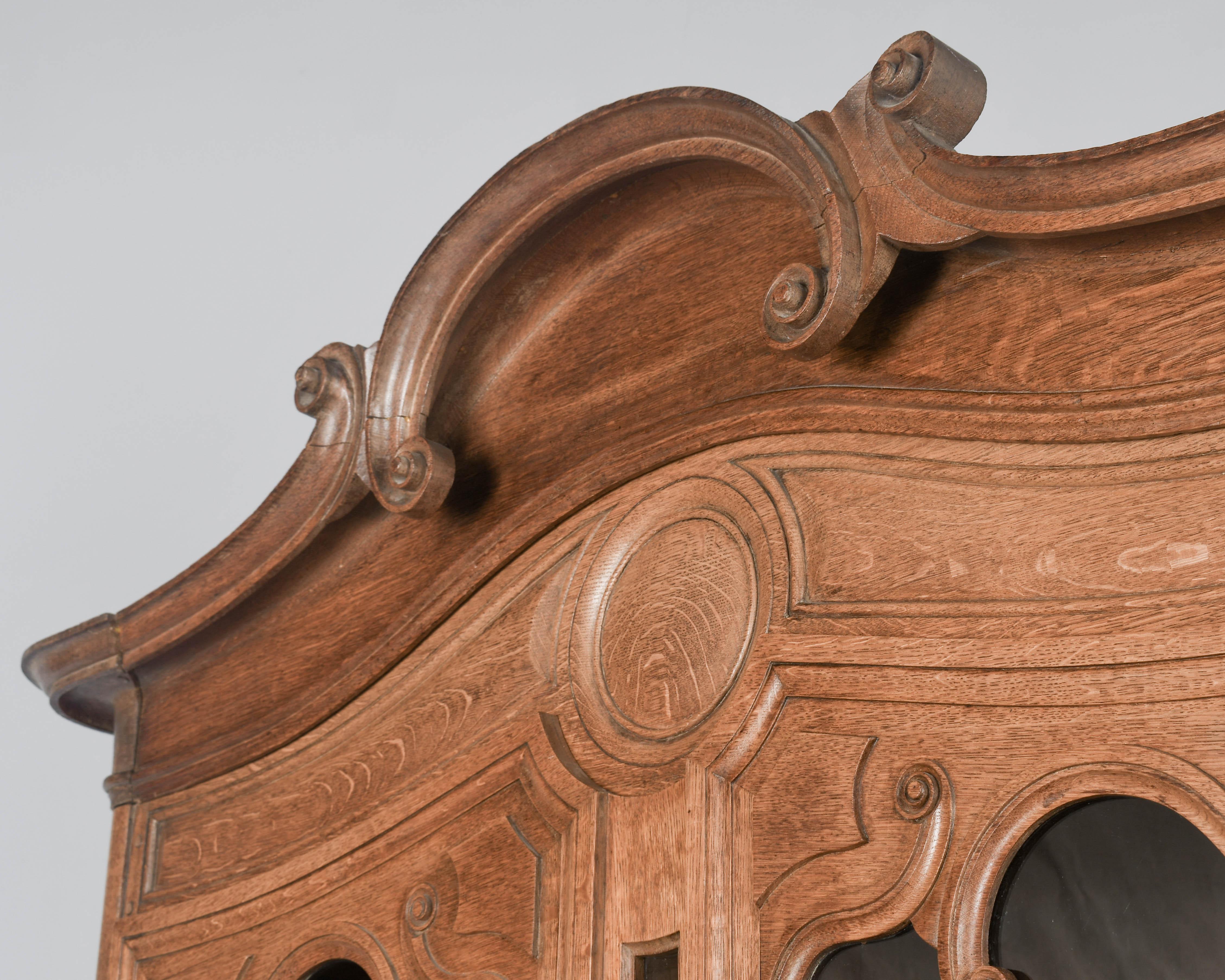 Französisches Buffet a Deux Corps oder Sideboard aus dem 19. Jahrhundert im Angebot 4