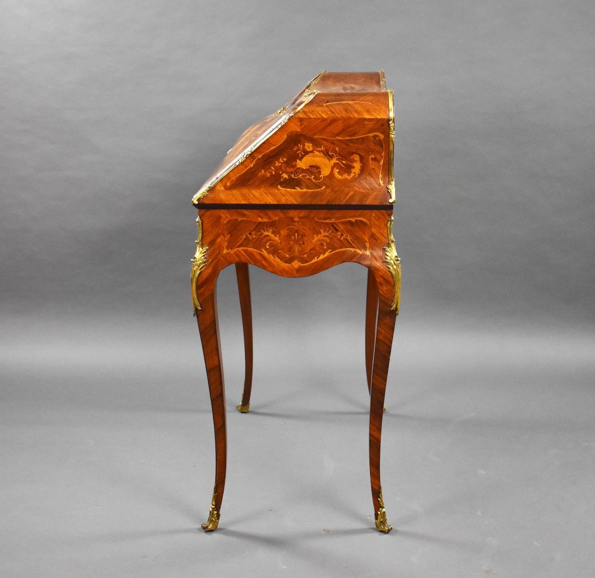 Palissandro Bureau De Dame francese del XIX secolo in vendita