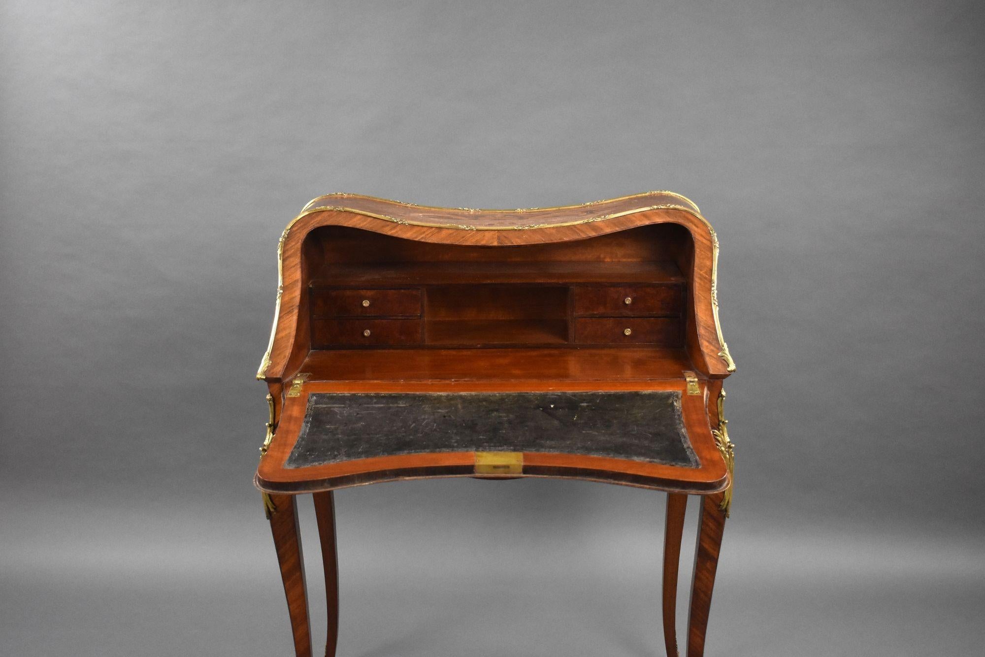 Bureau De Dame francese del XIX secolo in vendita 3