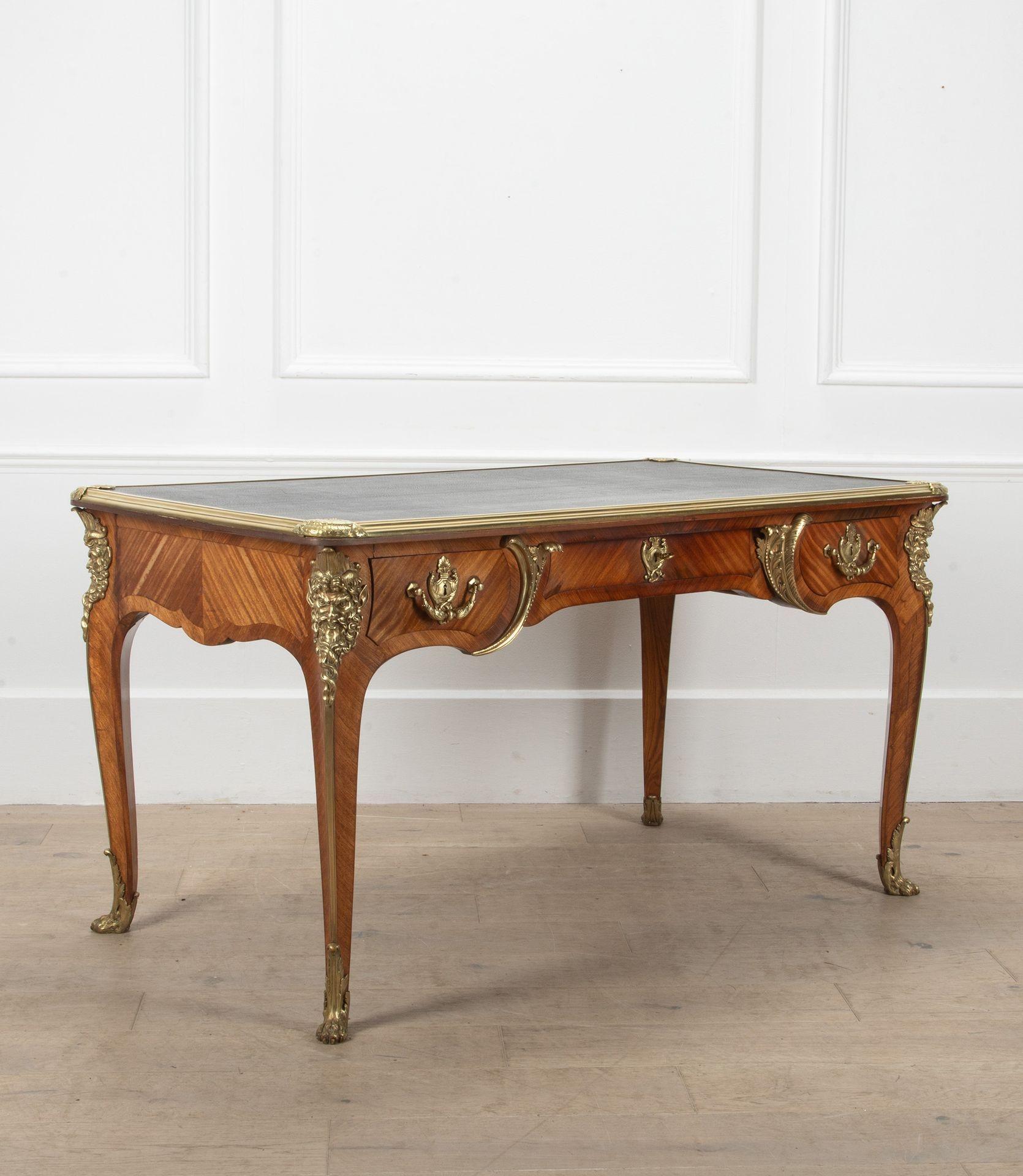 Francese Bureau Plat francese del XIX secolo in vendita
