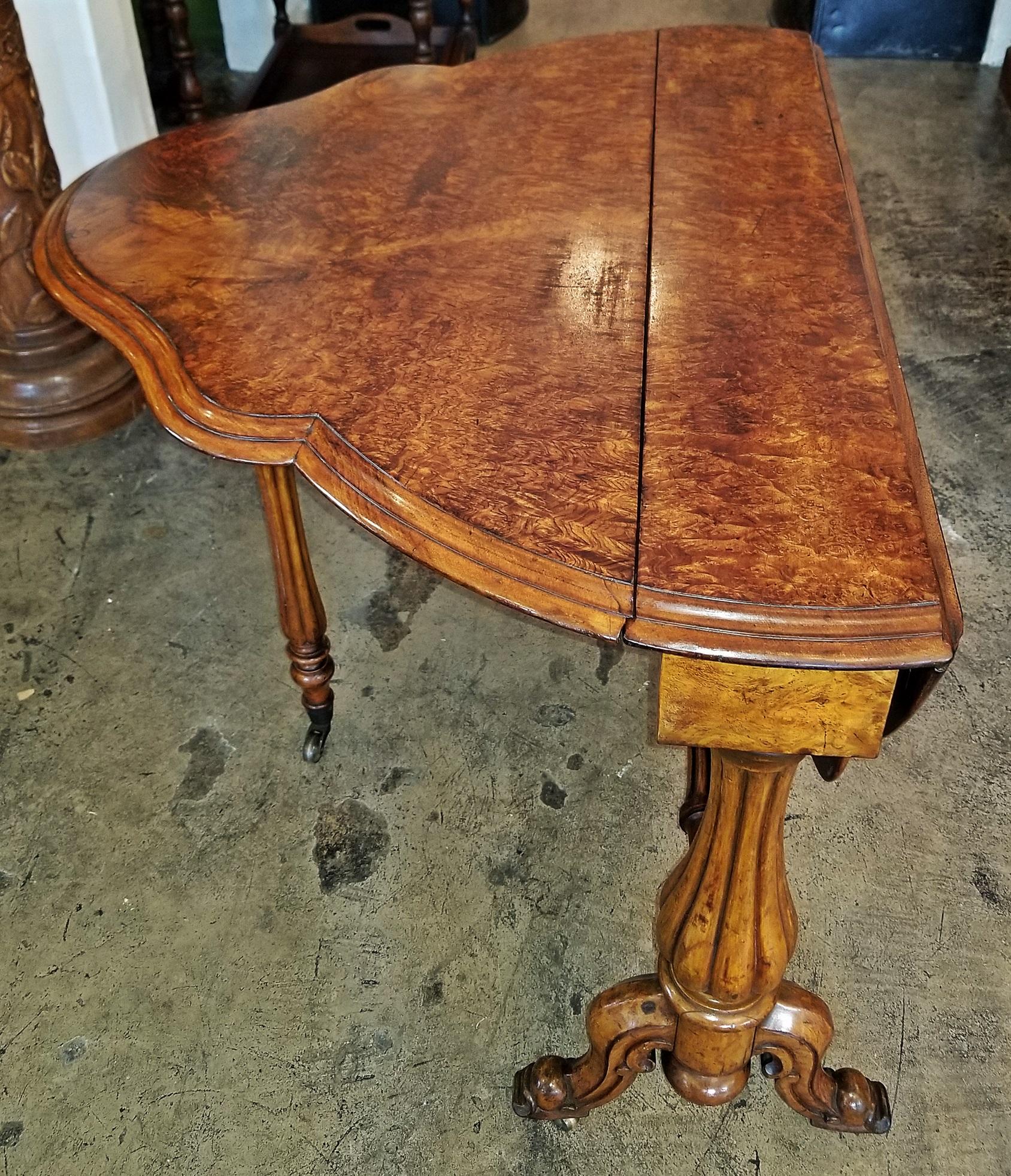 19th Century English Burl Walnut Sutherland Table For Sale 4