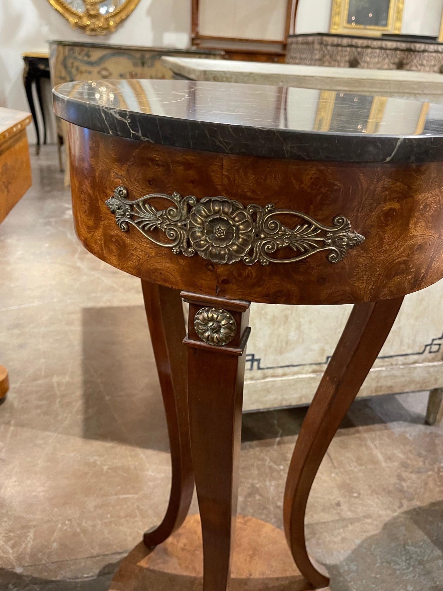 19th Century French Burl Walnut Pedestal with Marble Top For Sale 1
