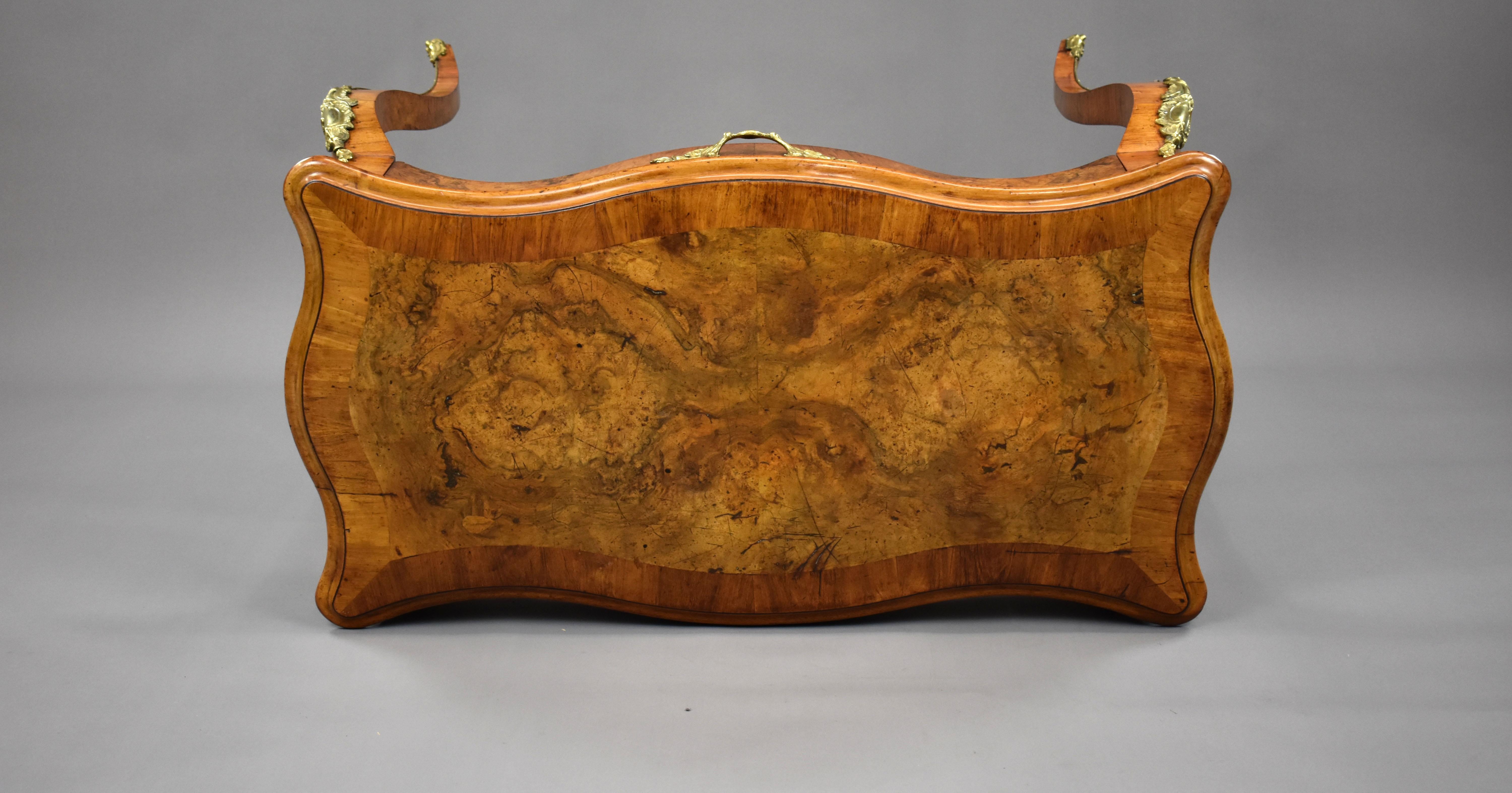19th Century French Burl Walnut Writing Table For Sale 7